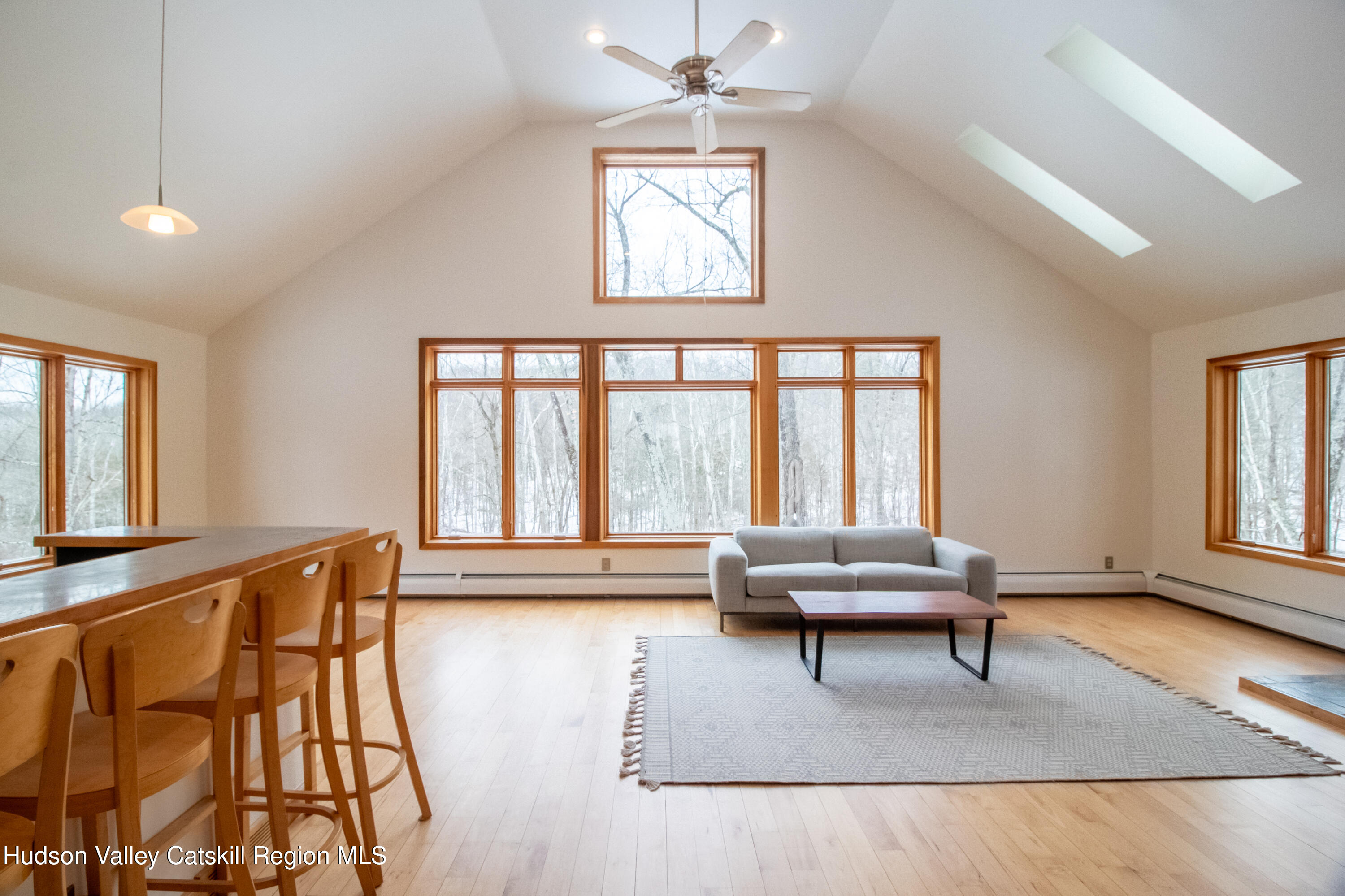 High Falls, New York 12440, United States, 2 Bedrooms Bedrooms, ,4 BathroomsBathrooms,Residential,Active,3540