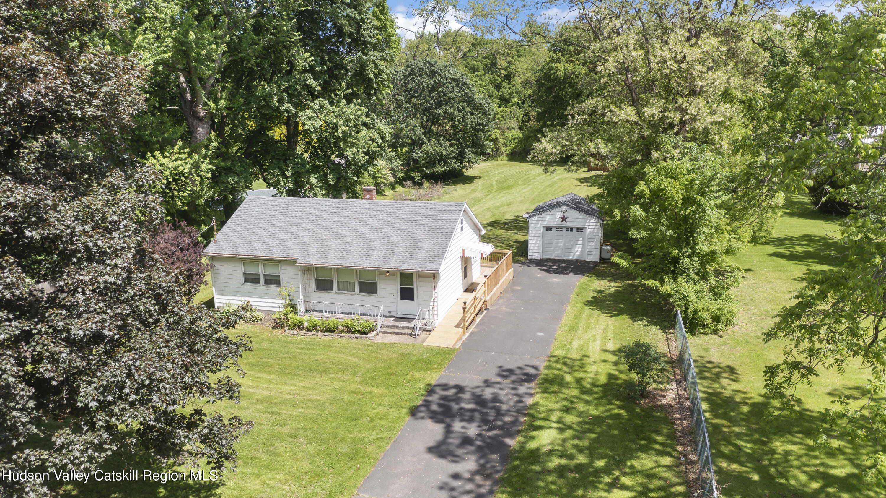 541 Ny-23b, Hudson, South Carolina image 15