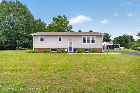 Homes For Sale - 28 Lakeview Drive<br/> Valatie, NY 12184