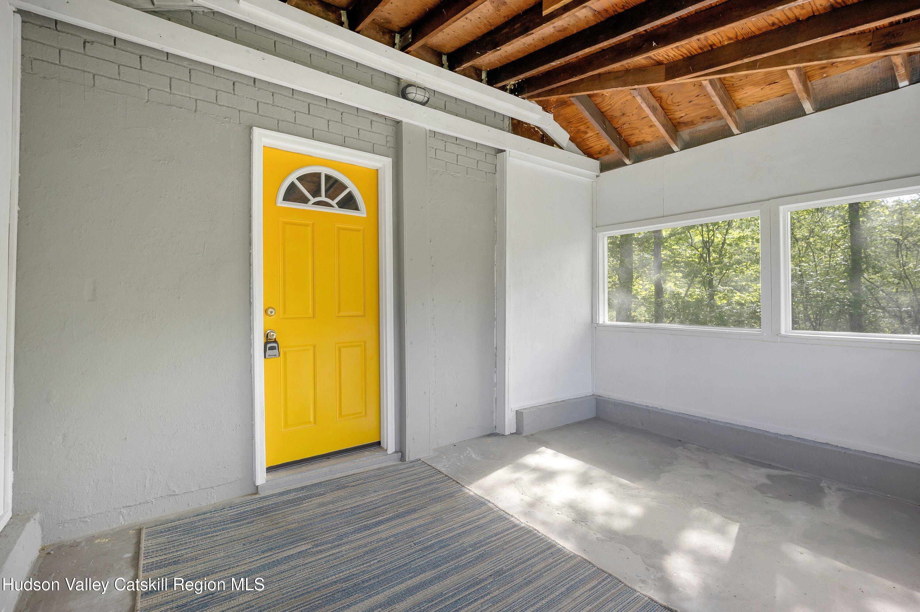 881 Albany Post Unit 35a Road, New Paltz, New Mexico image 4