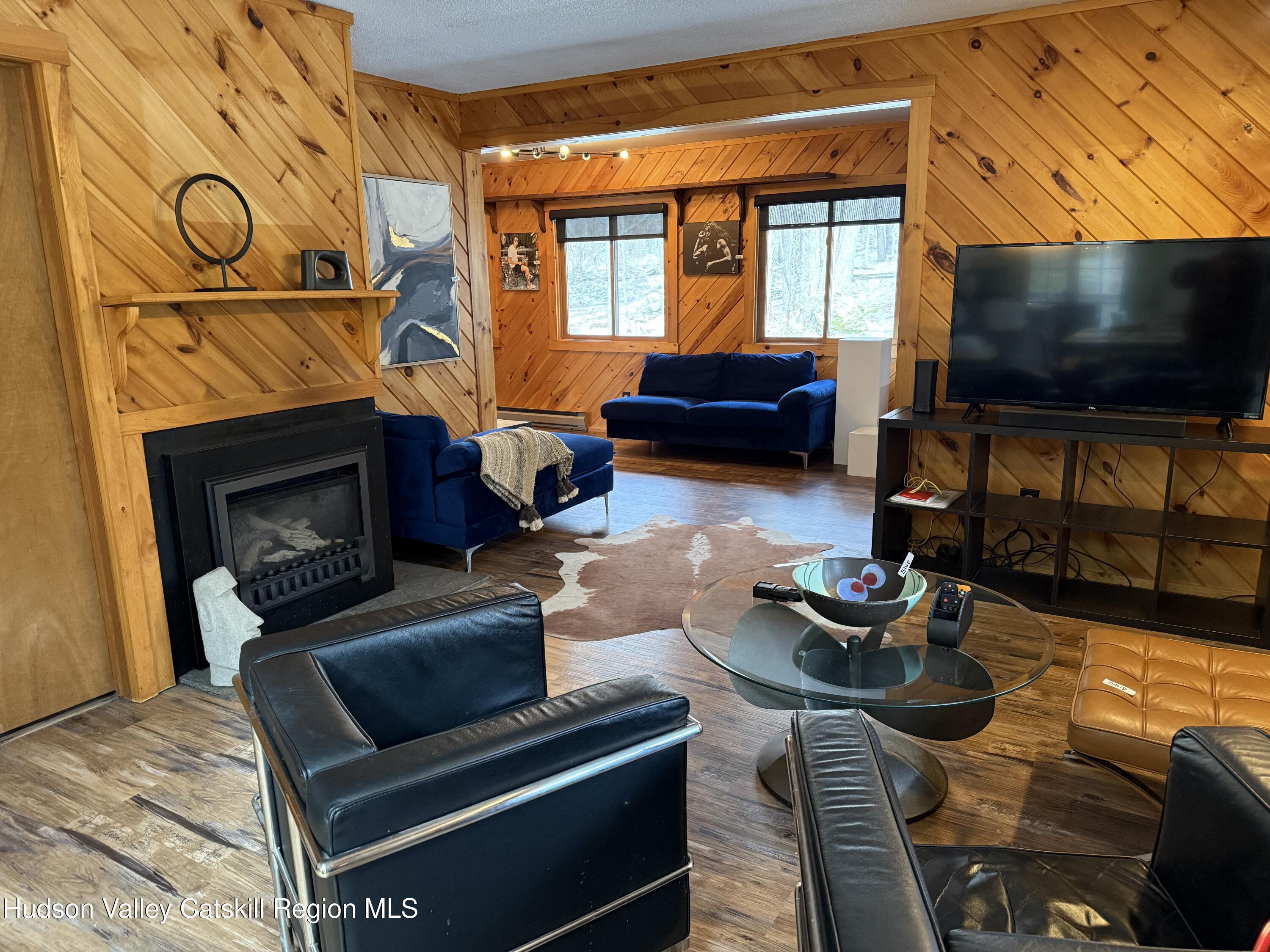 Highmount, New York 12441, United States, 3 Bedrooms Bedrooms, ,2 BathroomsBathrooms,Residential,Pending,106825