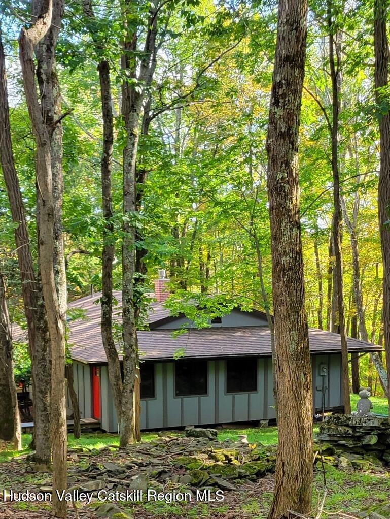 Highmount, New York 12441, United States, 3 Bedrooms Bedrooms, ,2 BathroomsBathrooms,Residential,Pending,106825