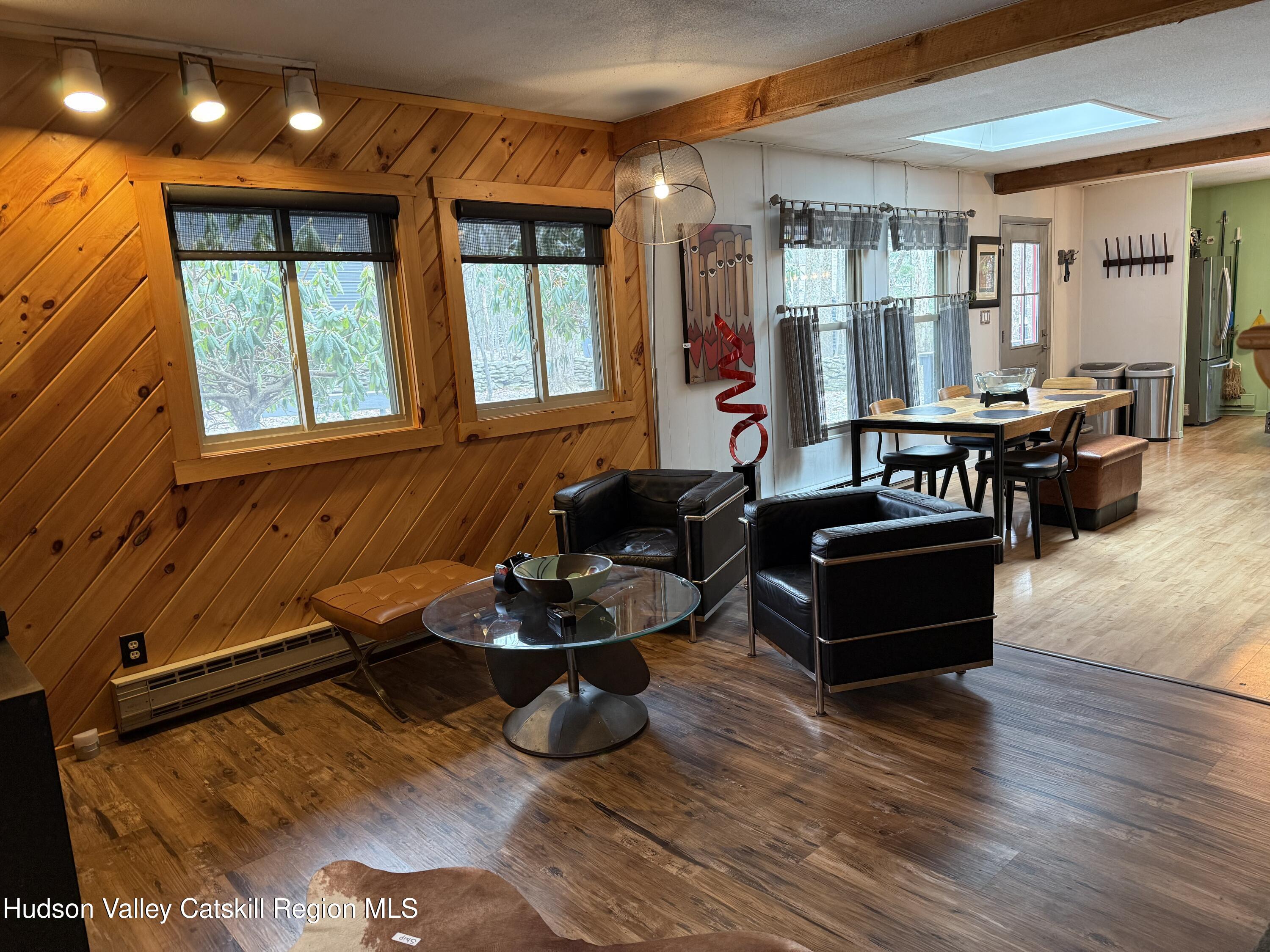 Highmount, New York 12441, United States, 3 Bedrooms Bedrooms, ,2 BathroomsBathrooms,Residential,Pending,106825