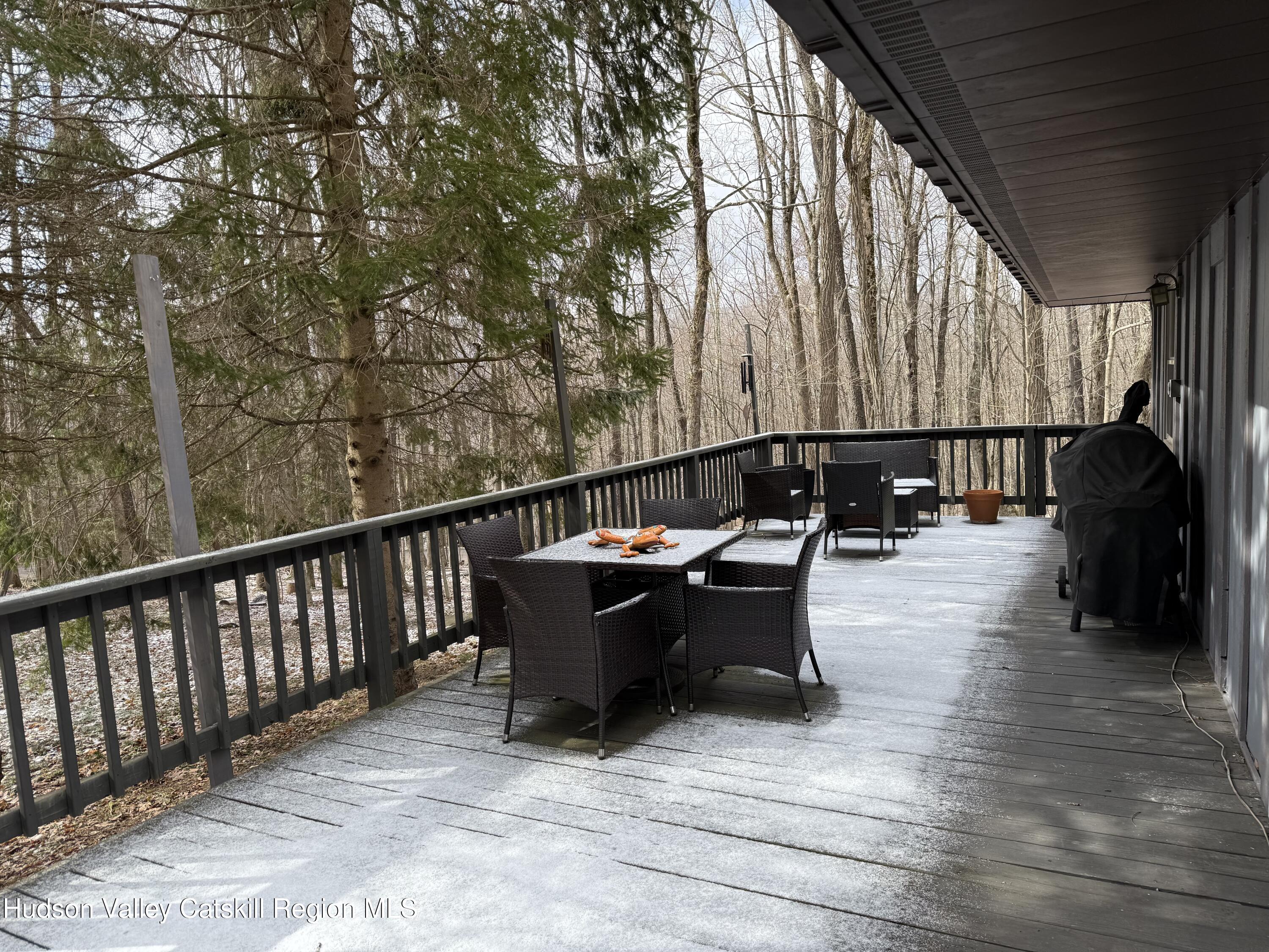 Highmount, New York 12441, United States, 3 Bedrooms Bedrooms, ,2 BathroomsBathrooms,Residential,Pending,106825