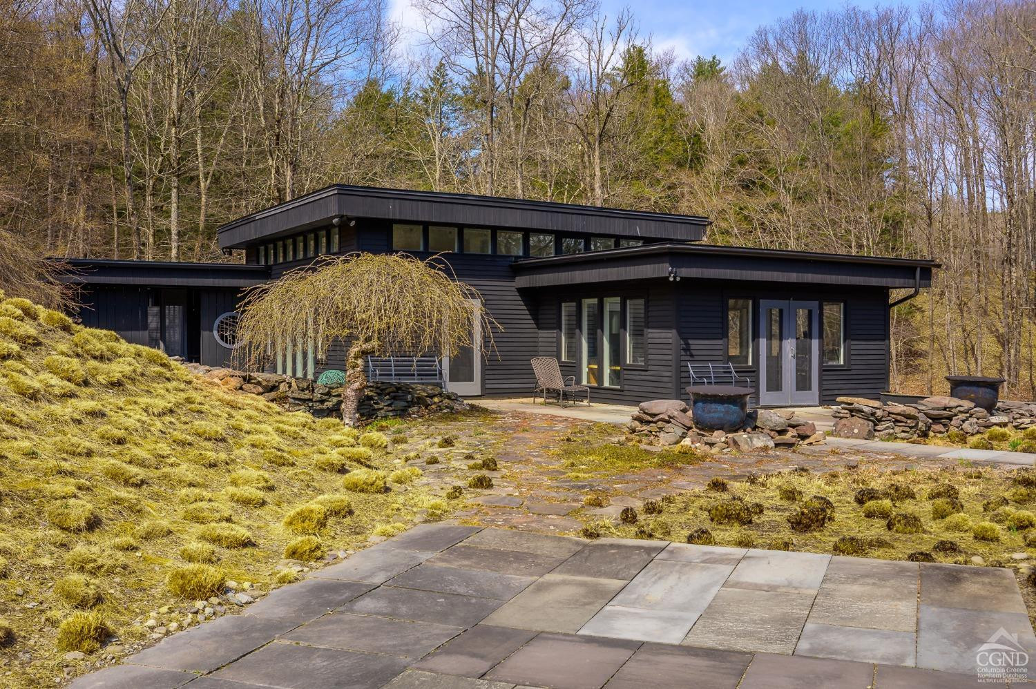 5015 Crow Hill Road, Austerlitz, New York - 4 Bedrooms  
3 Bathrooms  
10 Rooms - 