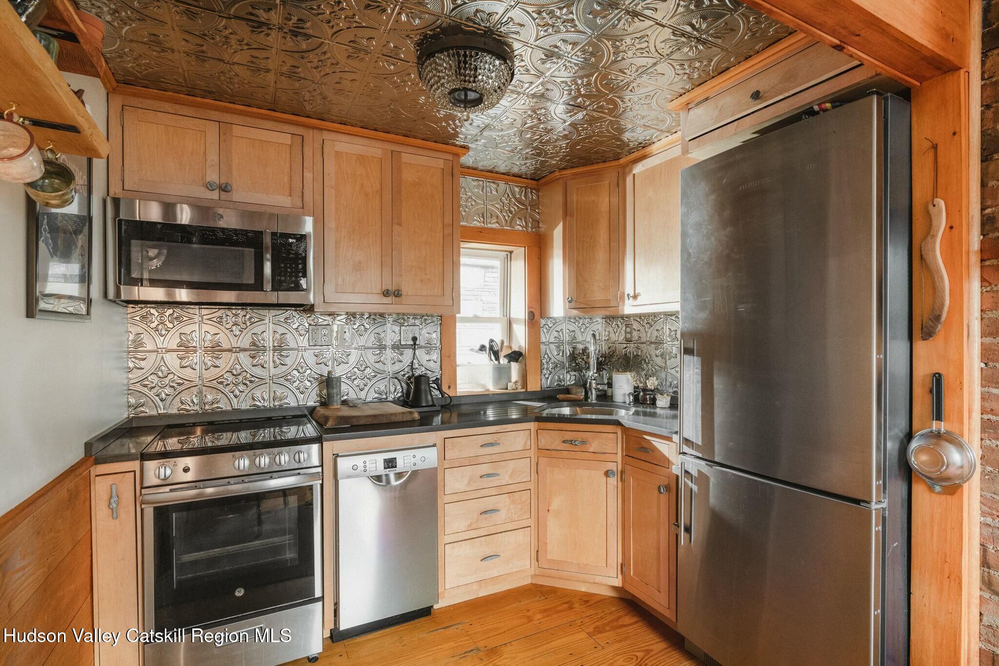 14 Davis Street, Kingston, New Mexico image 13