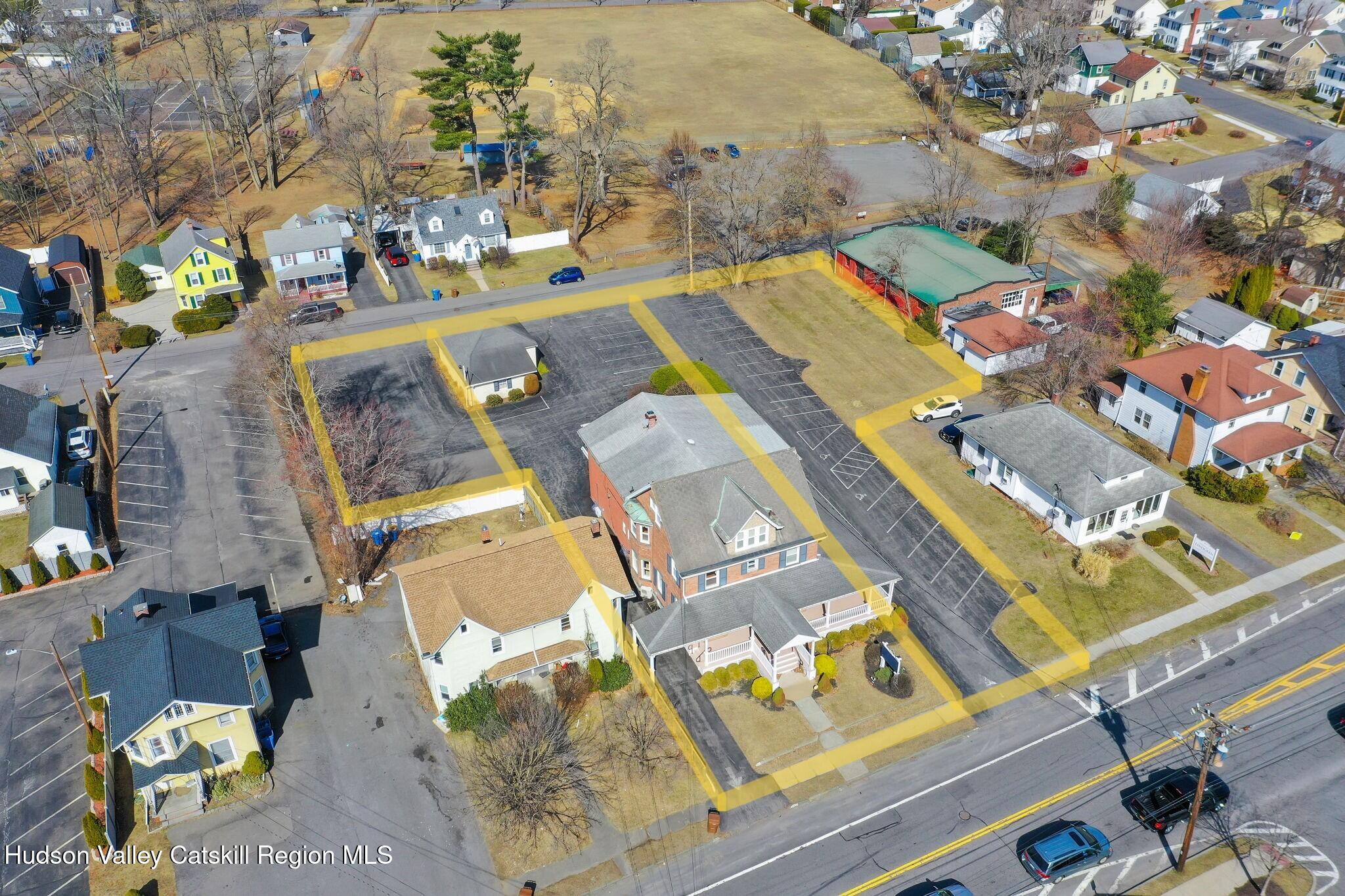 411 N Albany Avenue, Kingston, Ohio image 49