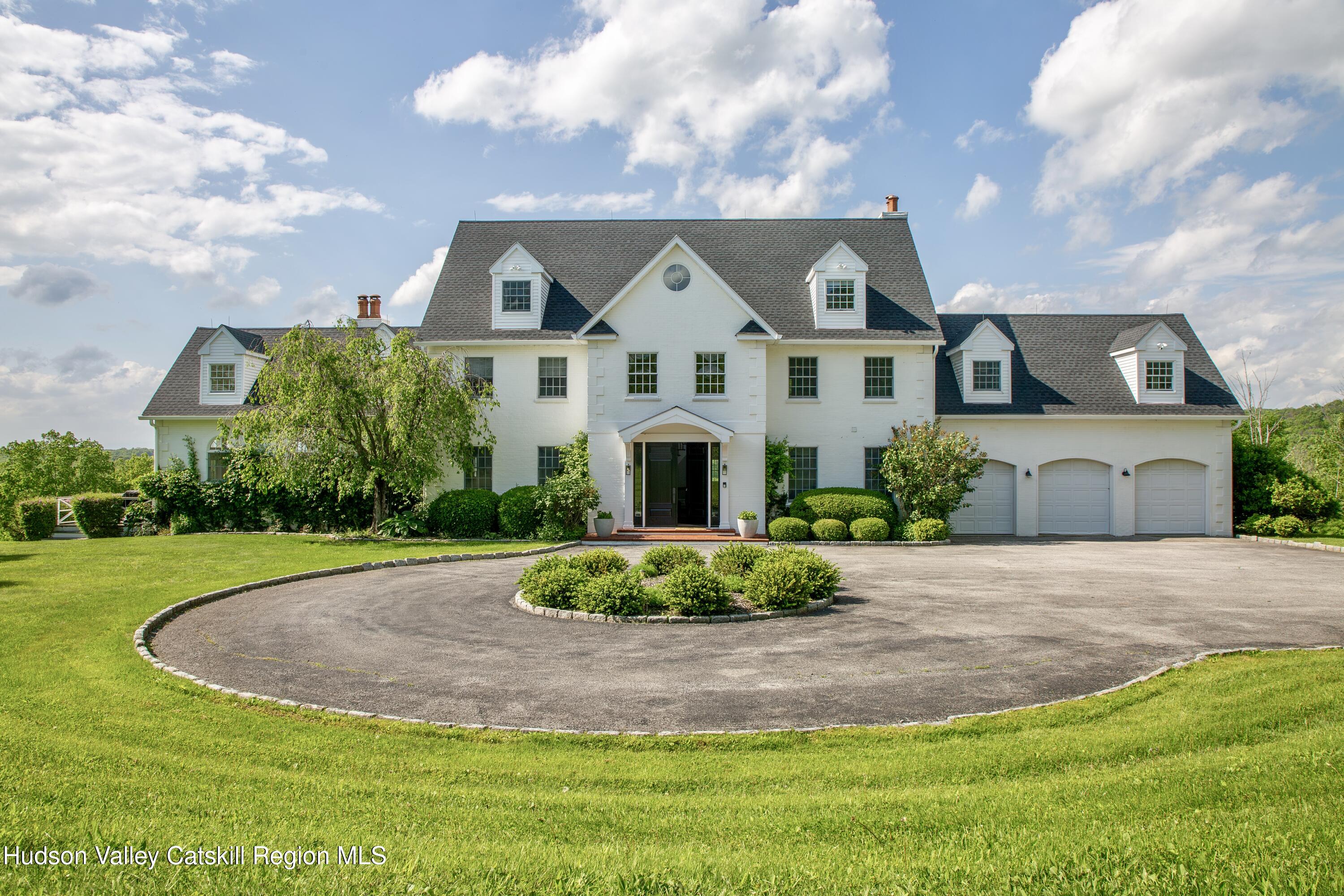 Property for Sale at 20 Orchard Hill Drive, Millbrook, New York - Bedrooms: 7 
Bathrooms: 7 
Rooms: 19  - $2,995,000