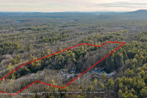 Vacant Land For Sale - 75 W Saugerties Road<br/> Woodstock, NY 12498