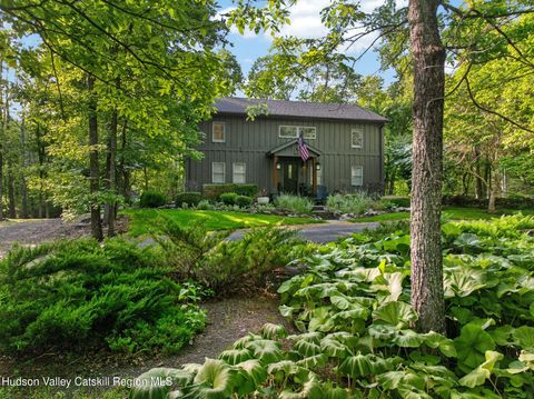 Photo of 80 Reichel Road, Hurley, NY 12443 (MLS # 20262700)