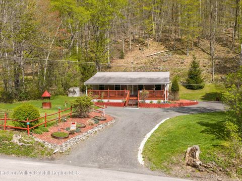 Mobile Home For Sale - 296 Diamond Notch Road<br/> Lanesville, NY 12450