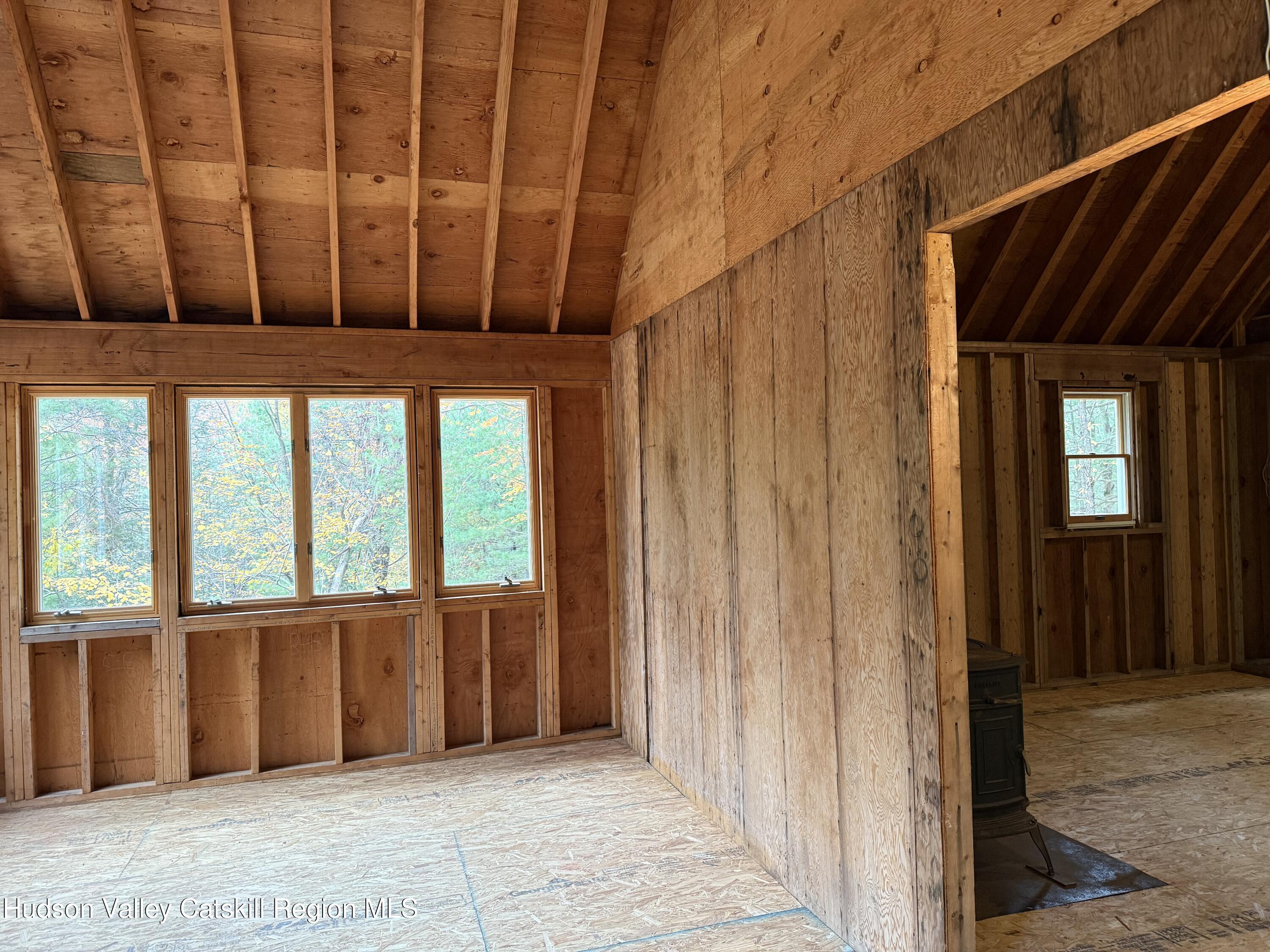 Kerhonkson, New York 12446, United States, 3 Bedrooms Bedrooms, ,1 BathroomBathrooms,Residential,Active,233681