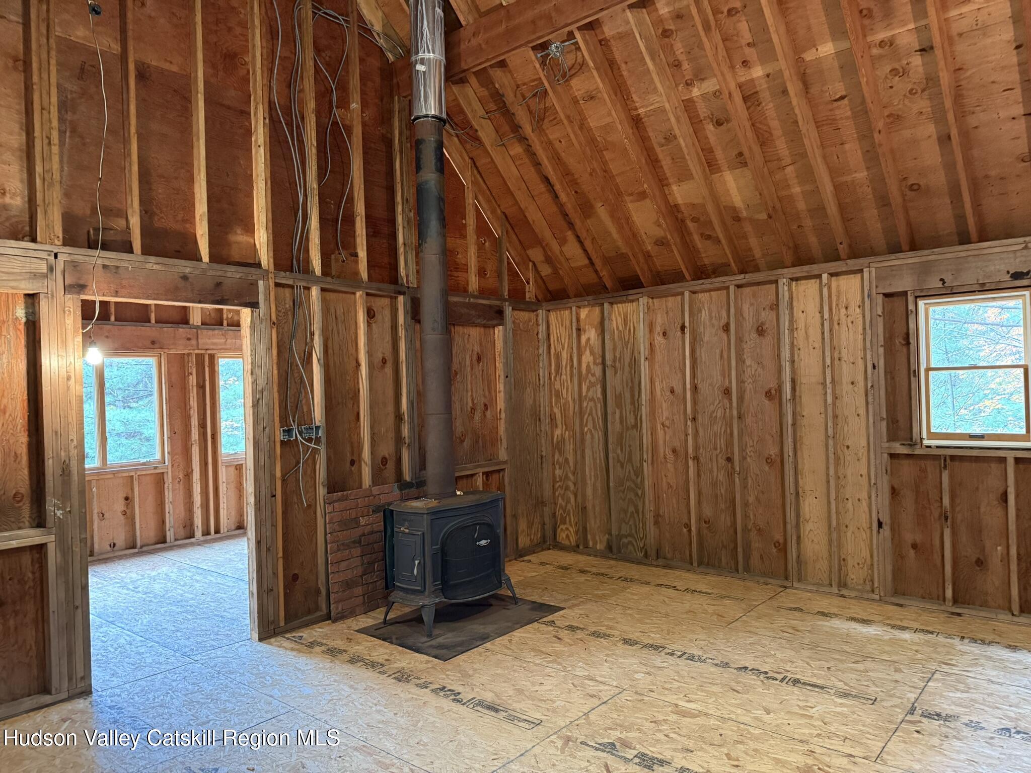 Kerhonkson, New York 12446, United States, 3 Bedrooms Bedrooms, ,1 BathroomBathrooms,Residential,Active,233681