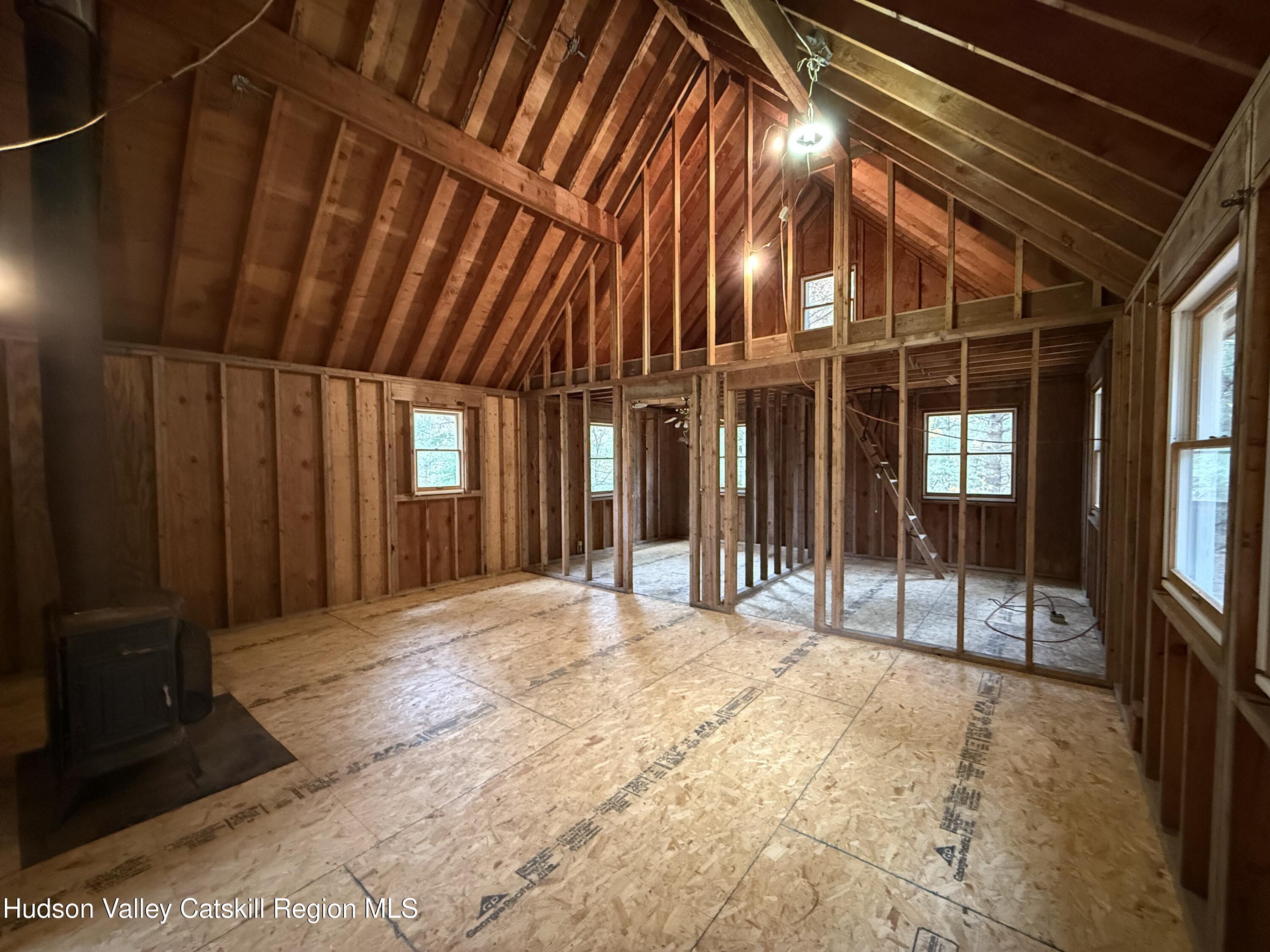 Kerhonkson, New York 12446, United States, 3 Bedrooms Bedrooms, ,1 BathroomBathrooms,Residential,Active,233681