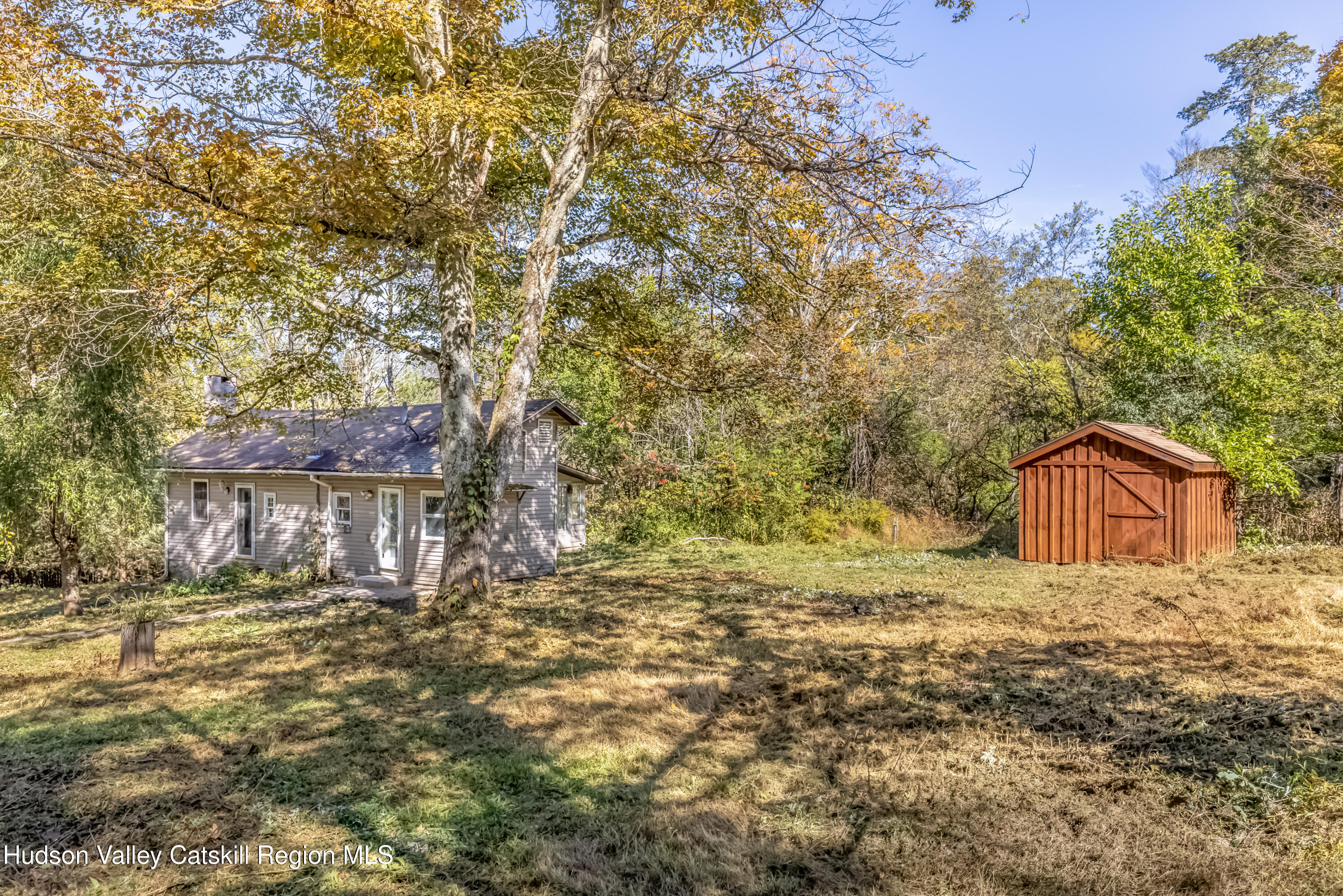 Kingston, New York 12401, United States, 3 Bedrooms Bedrooms, ,1 BathroomBathrooms,Residential,Active,224460