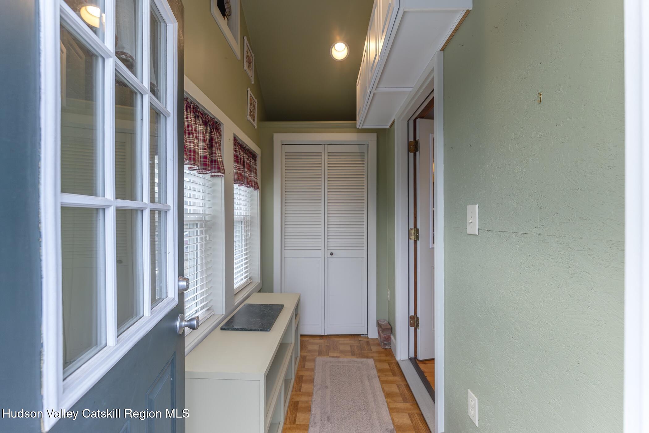 314 Clifton Avenue, Kingston, California image 32