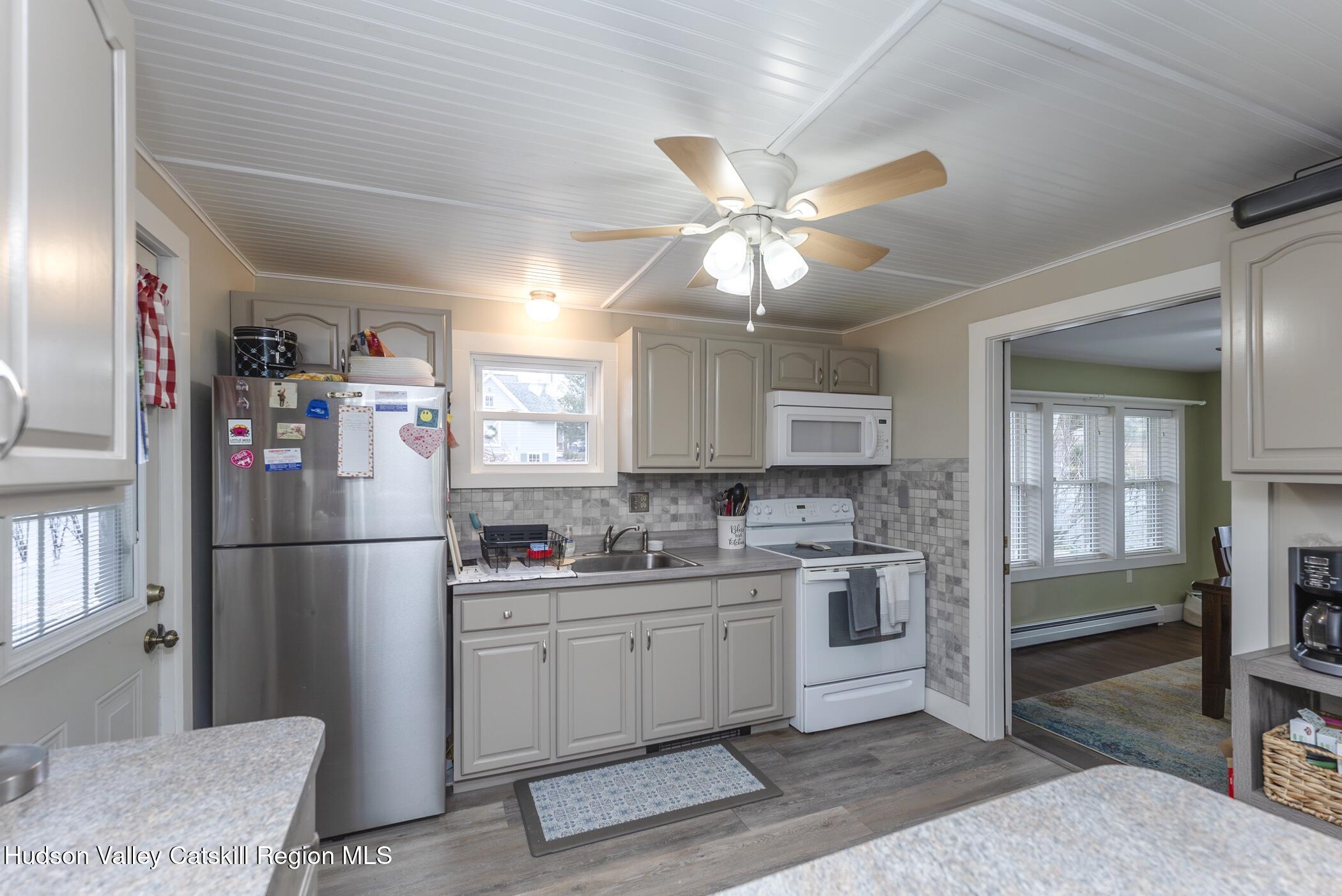 314 Clifton Avenue, Kingston, California image 43