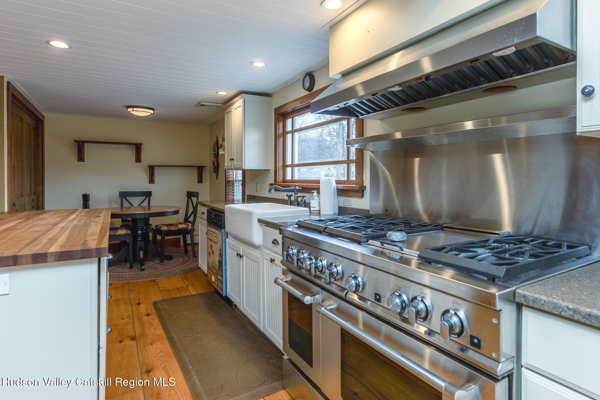 314 Clifton Avenue, Kingston, California image 21