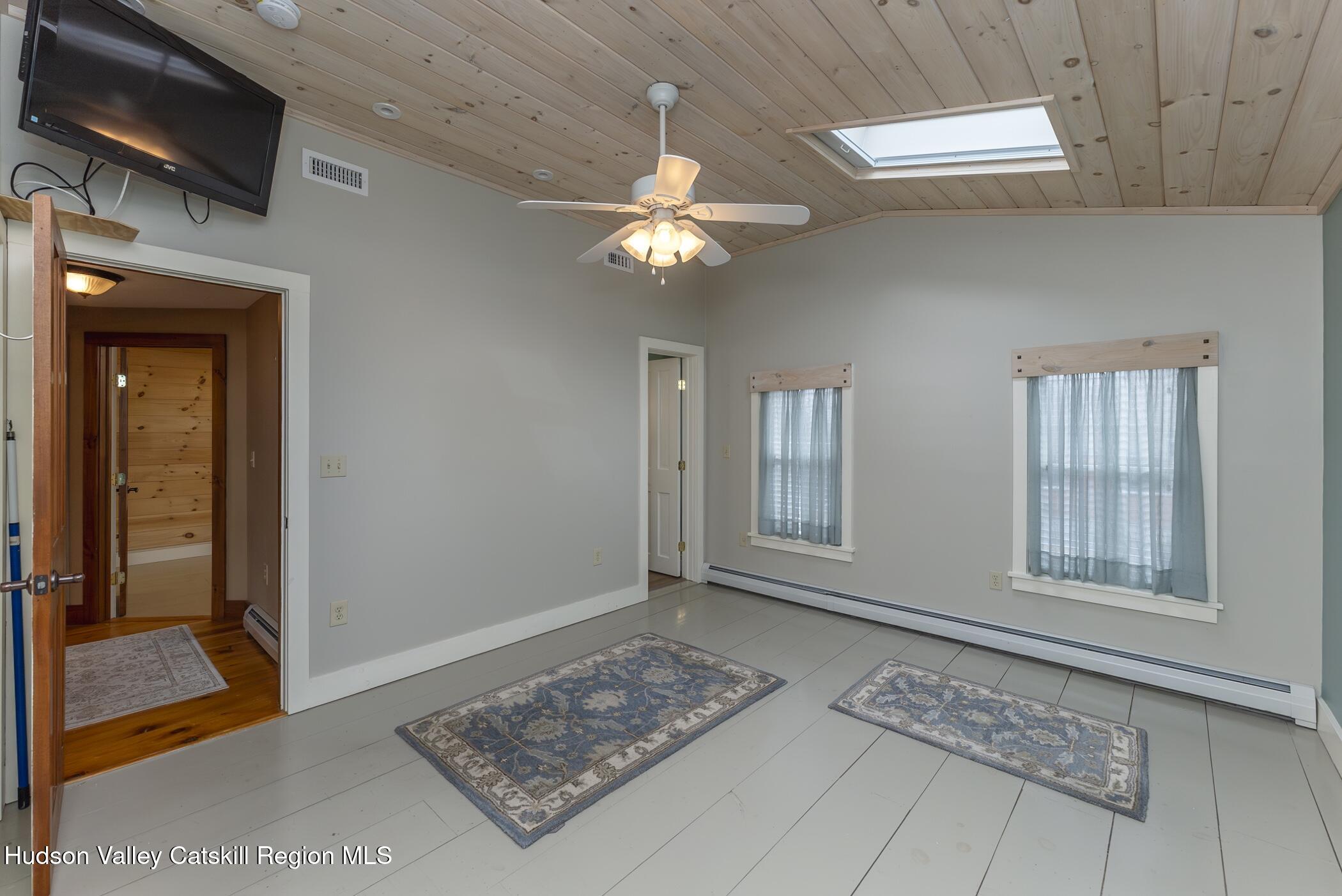 314 Clifton Avenue, Kingston, California image 25