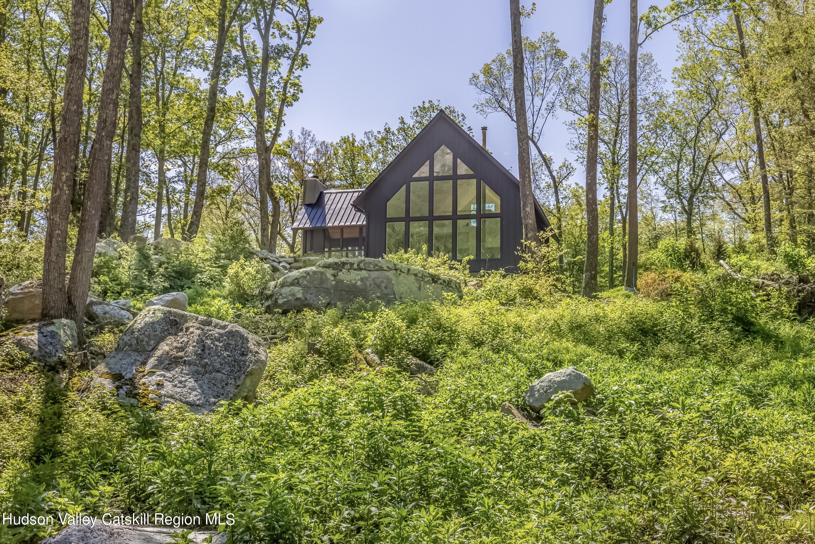 3078 Route 44/55, Gardiner, New York - 3 Bedrooms  
3 Bathrooms - 