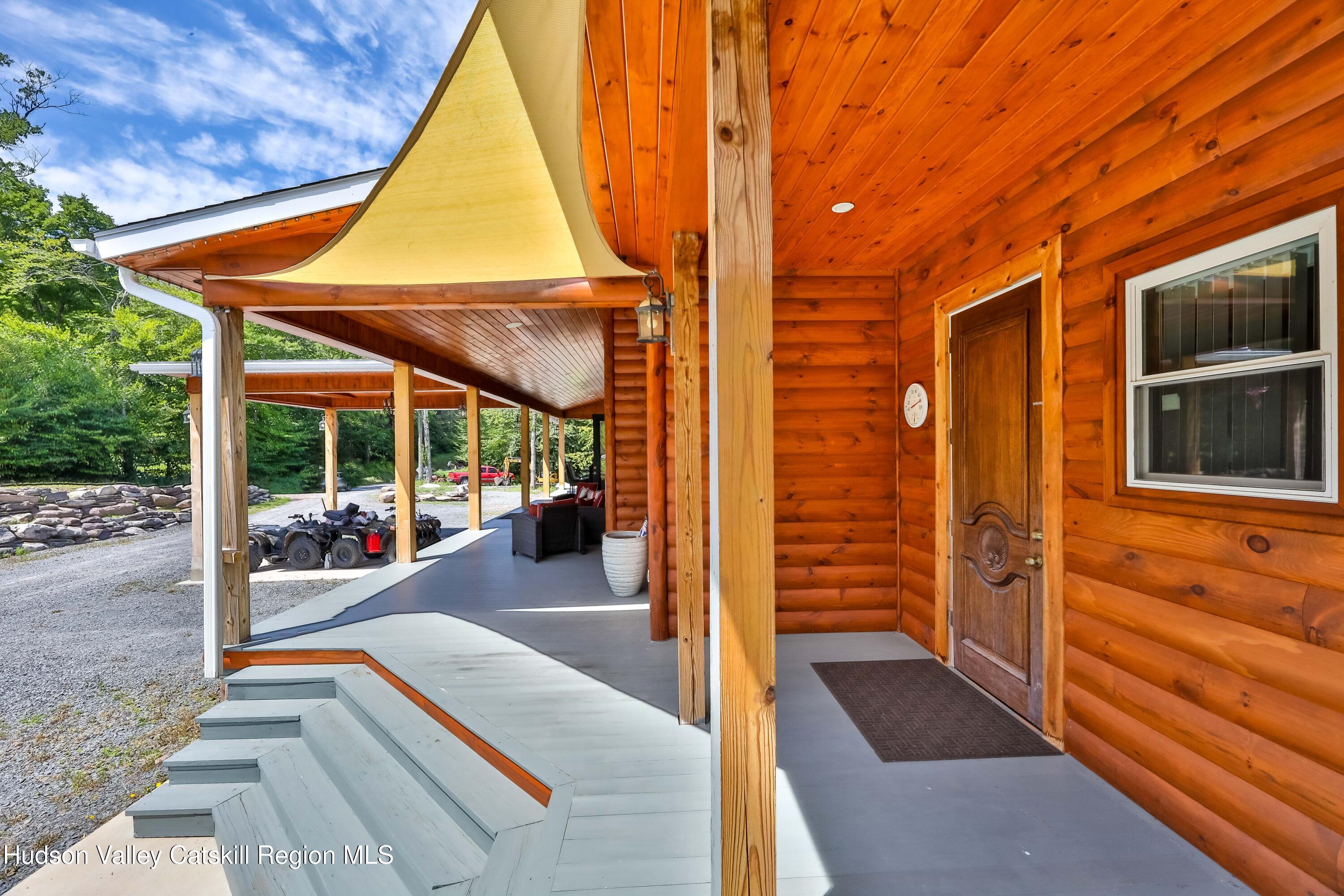 19 Palsgraf Court Ct, Elka Park, Texas image 3