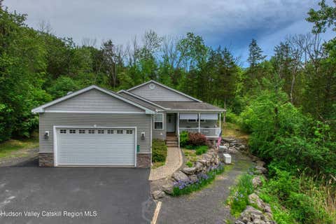 Homes For Sale - 720 Sleepy Hollow Road<br/> Athens, NY 12015