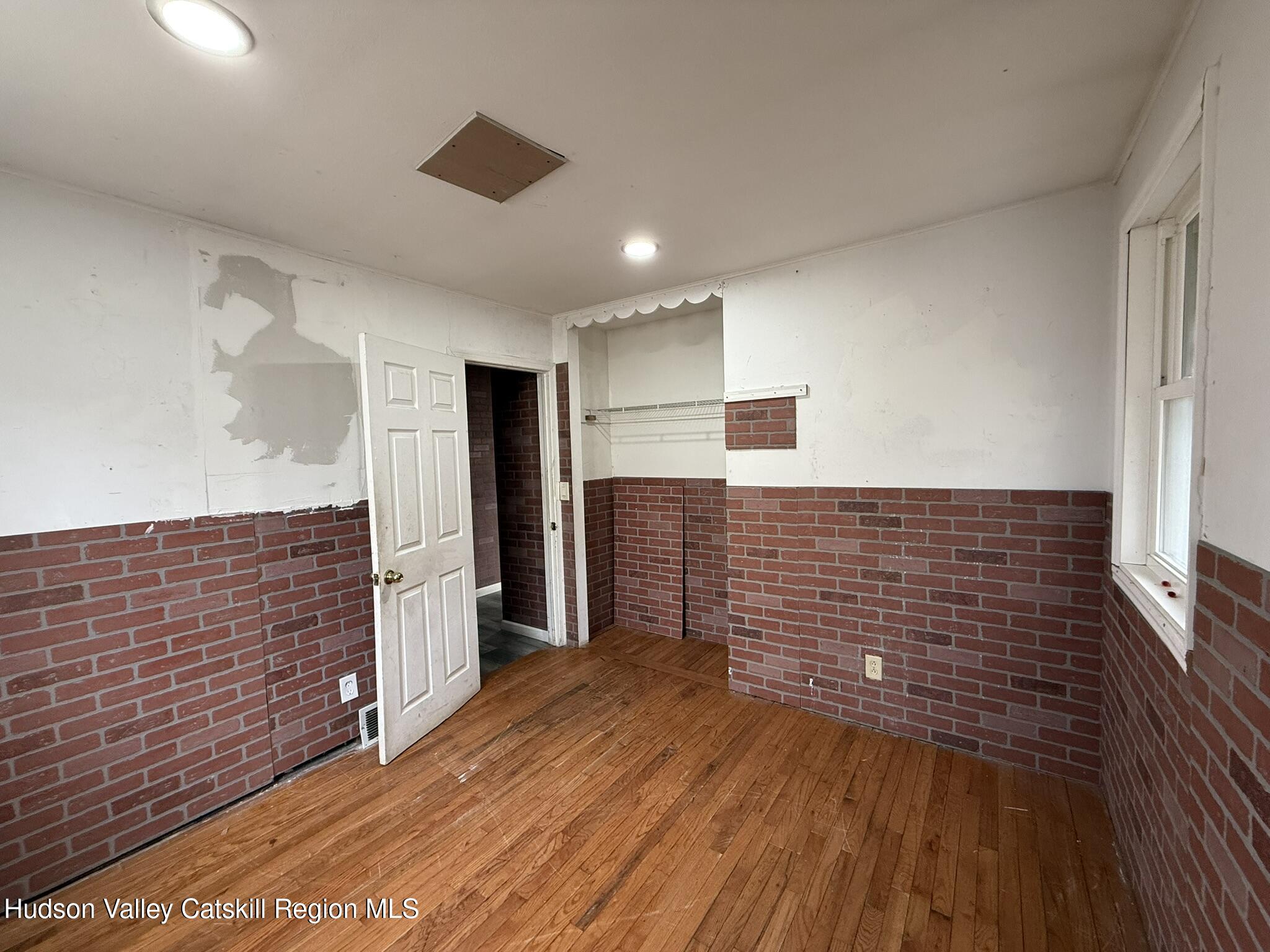 22 Cedar Street St, Saugerties, Ohio image 13
