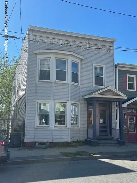 Apartment For Rent - 945 Broadway<br/> Rensselaer, NY 12144