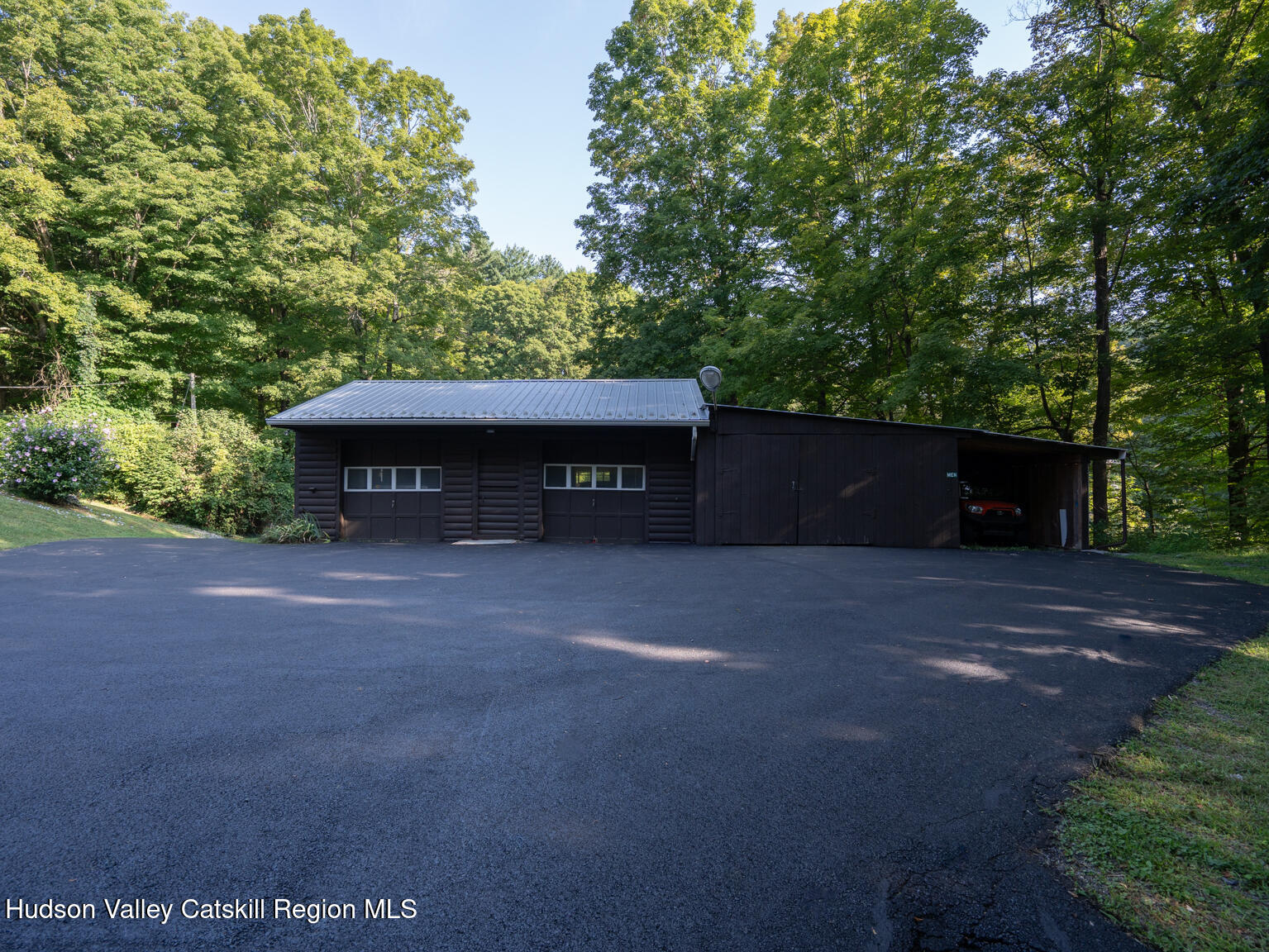 Ancram, New York 12502, United States, 4 Bedrooms Bedrooms, ,3 BathroomsBathrooms,Residential,Active,193827