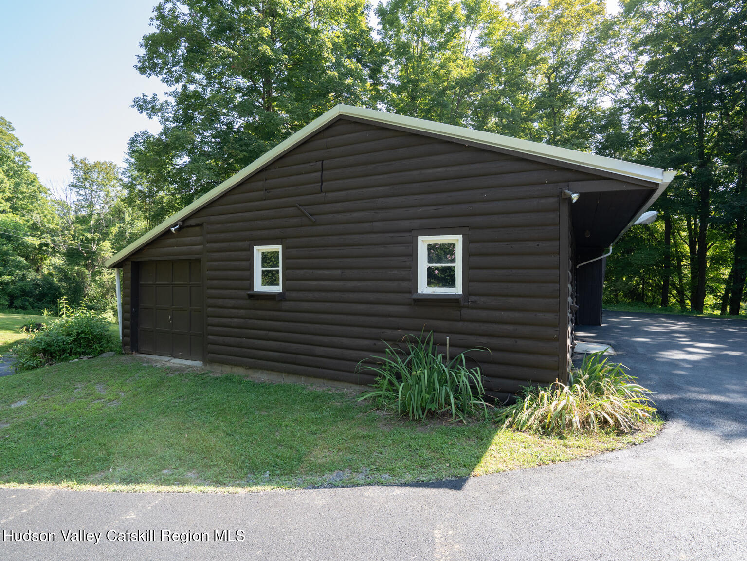 Ancram, New York 12502, United States, 4 Bedrooms Bedrooms, ,3 BathroomsBathrooms,Residential,Active,193827