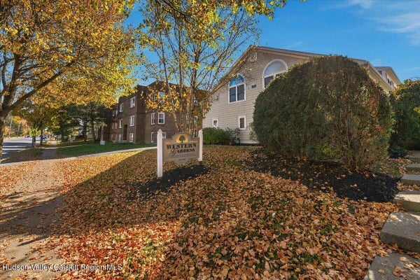 1110 WESTERN AVE APT 5, ALBANY, NY 12203 - Image 799edbdd5109c50a9b3cf25de52efabe/2450915559