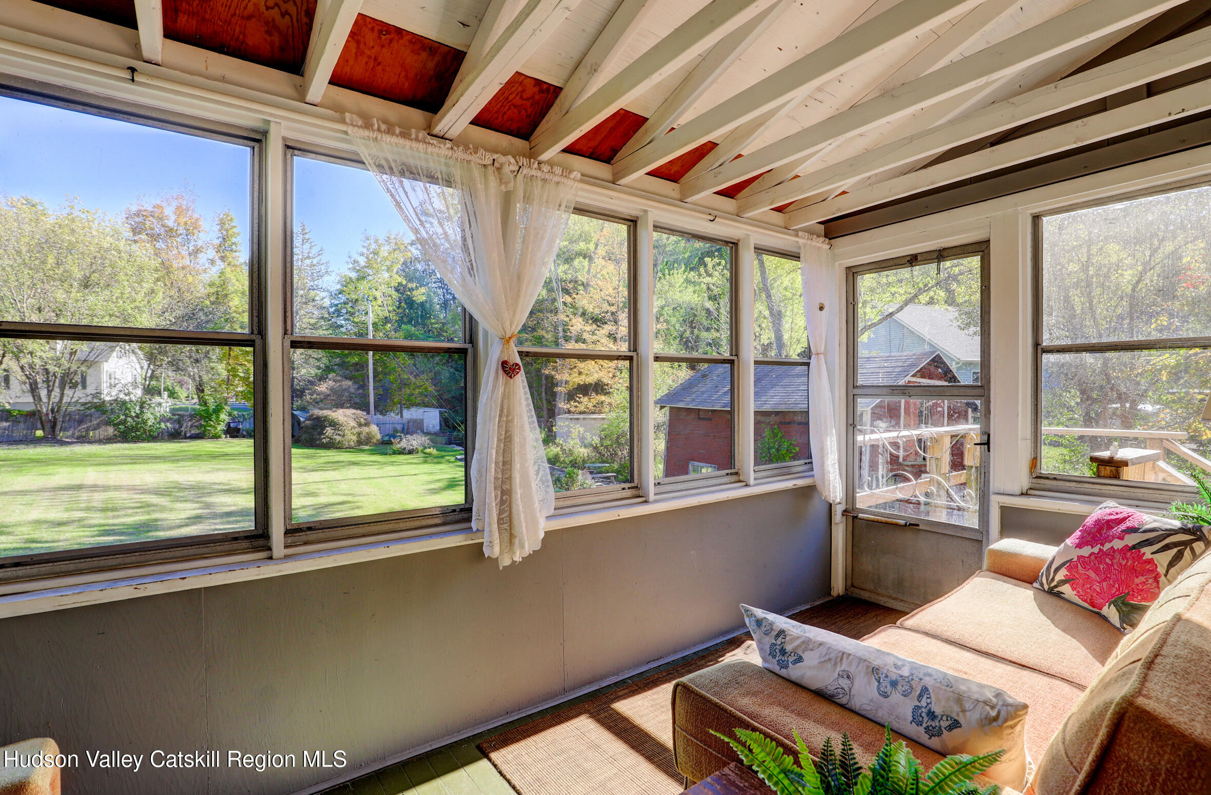 Kingston, New York 12401, United States, 3 Bedrooms Bedrooms, ,1 BathroomBathrooms,Residential,Active,225088