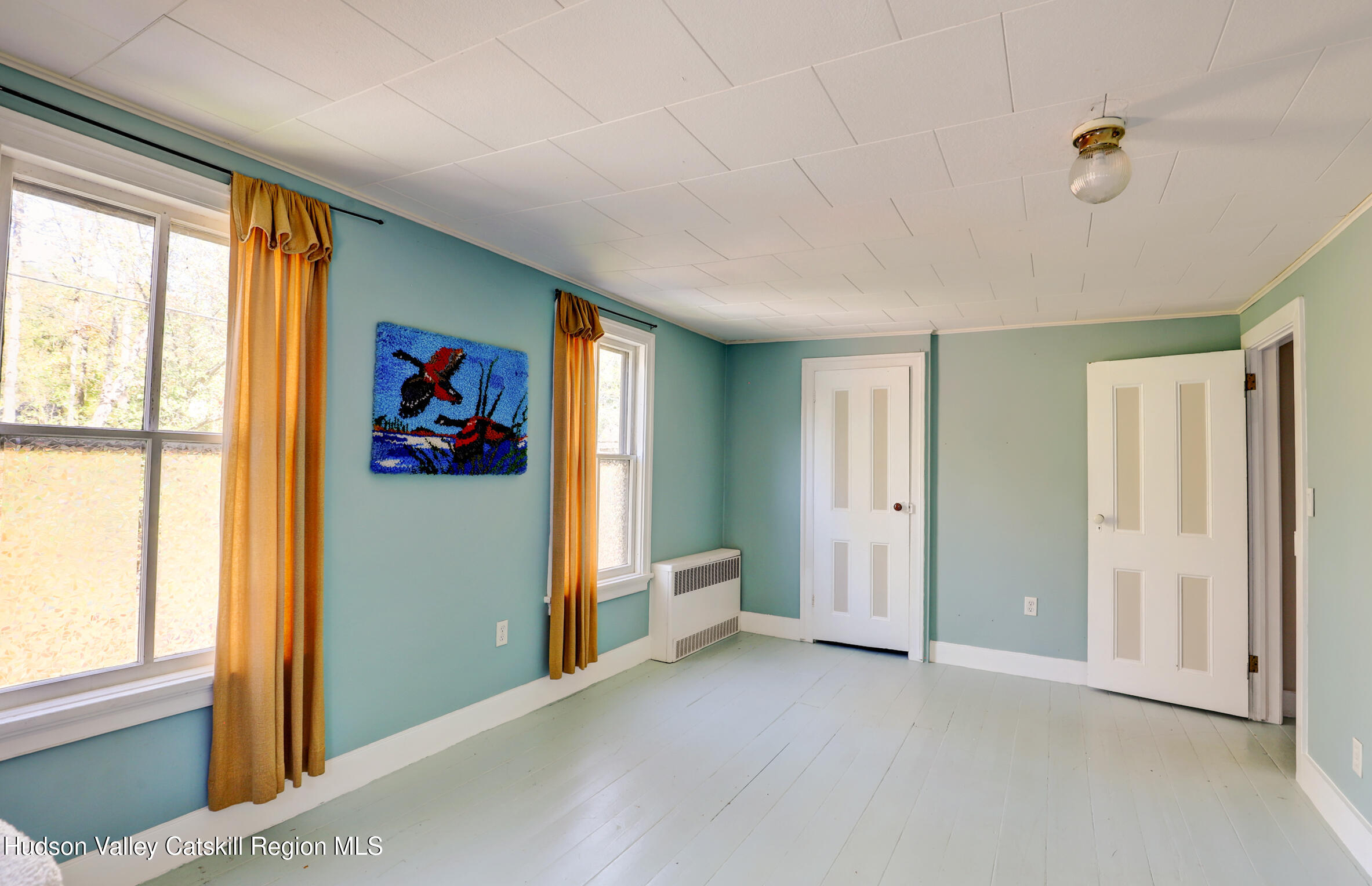 Kingston, New York 12401, United States, 3 Bedrooms Bedrooms, ,1 BathroomBathrooms,Residential,Active,225088