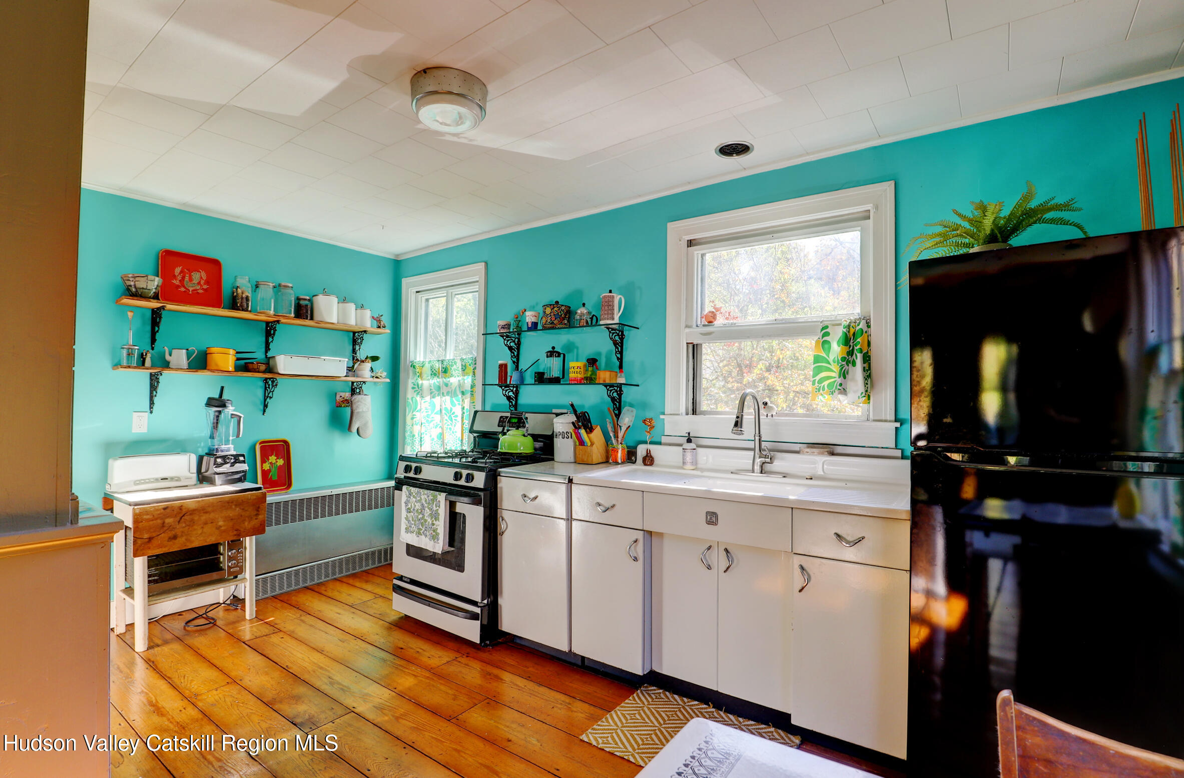 Kingston, New York 12401, United States, 3 Bedrooms Bedrooms, ,1 BathroomBathrooms,Residential,Active,225088