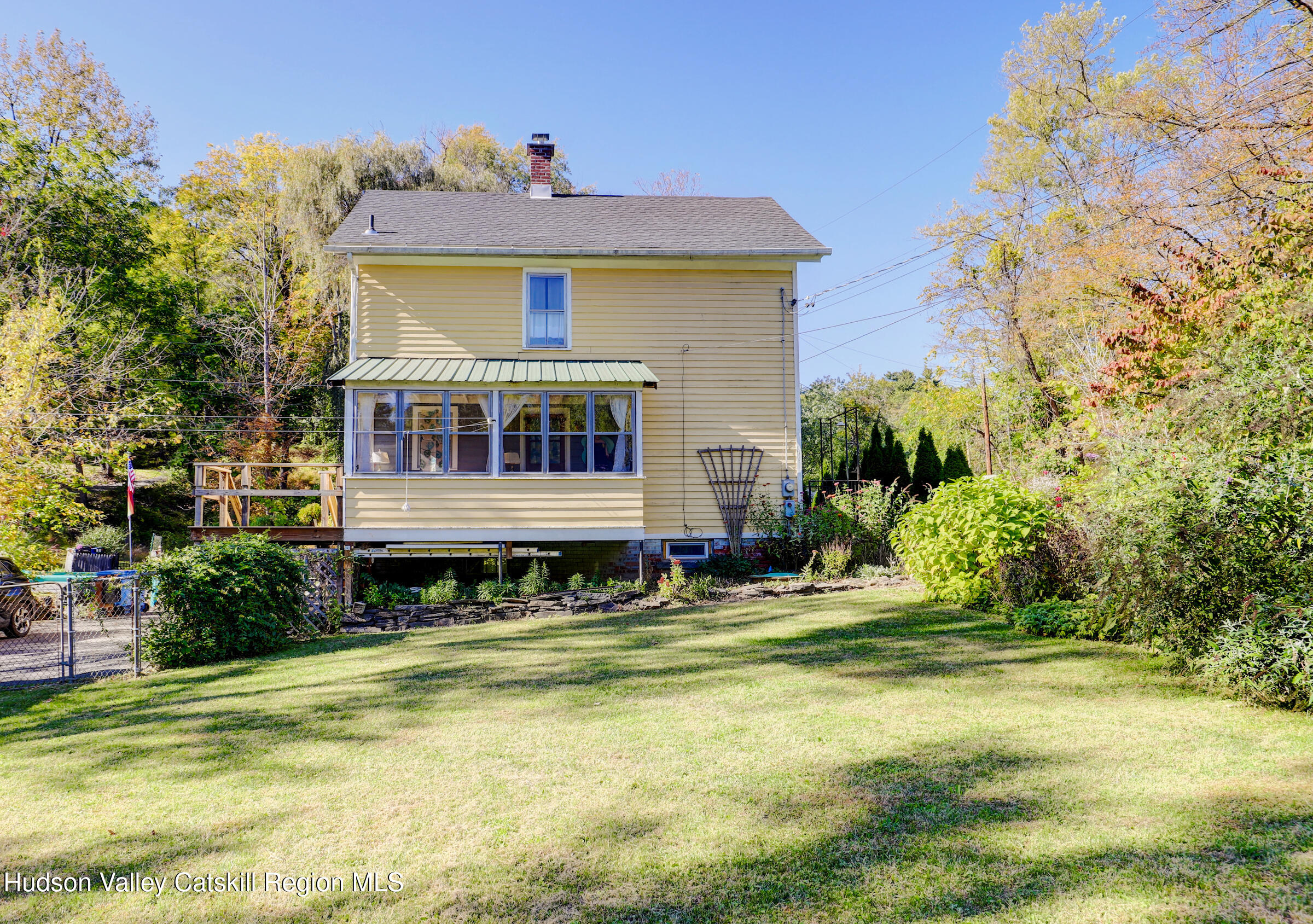 Kingston, New York 12401, United States, 3 Bedrooms Bedrooms, ,1 BathroomBathrooms,Residential,Active,225088