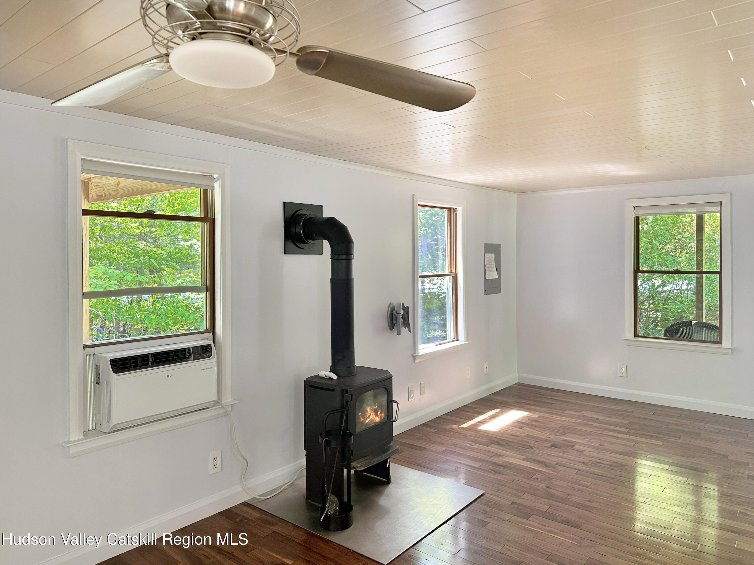 148 Hutchin Hill Road, Bearsville, Texas image 9