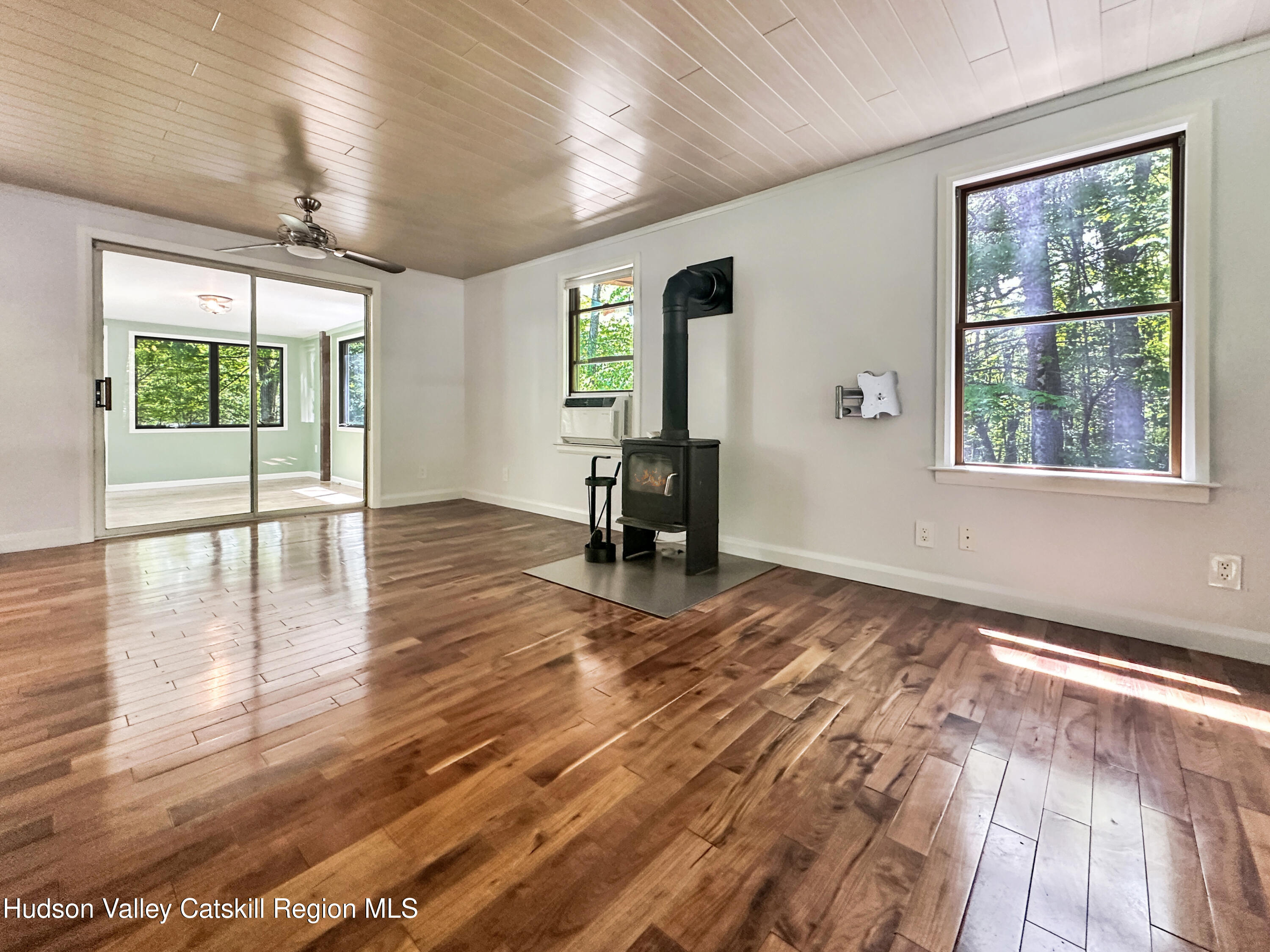 148 Hutchin Hill Road, Bearsville, Texas image 3