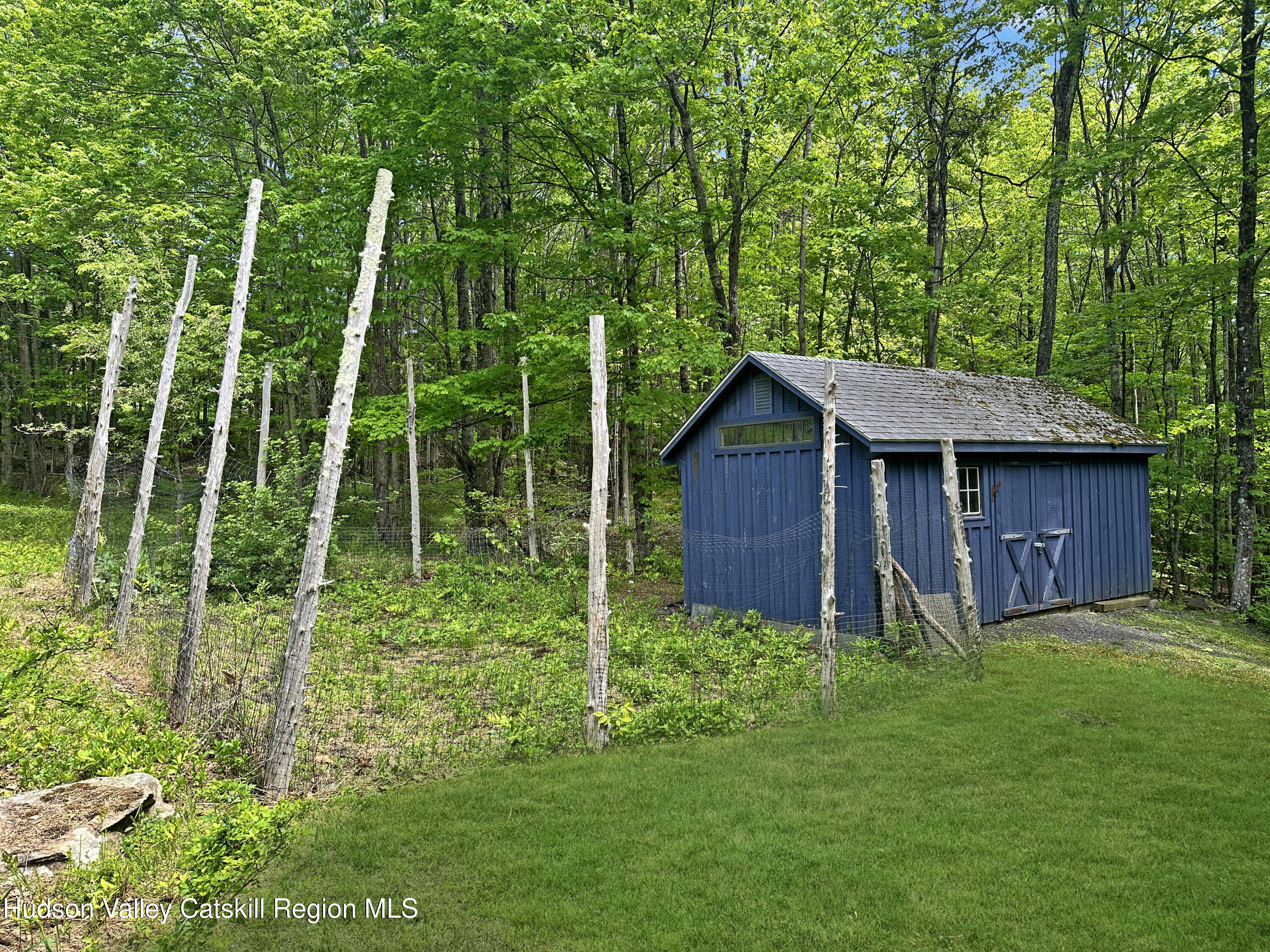 148 Hutchin Hill Road, Bearsville, Texas image 2