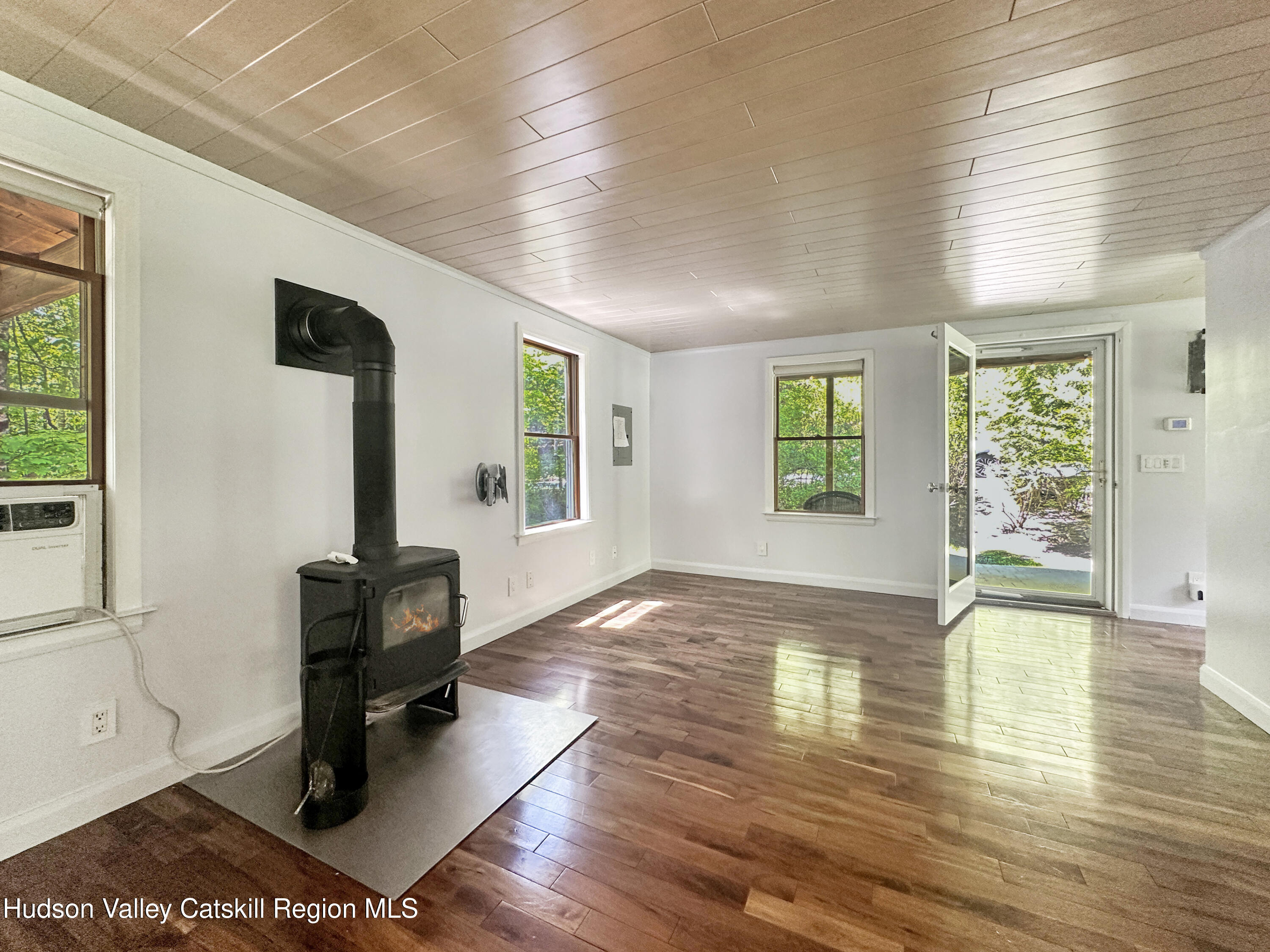 148 Hutchin Hill Road, Bearsville, Texas image 8