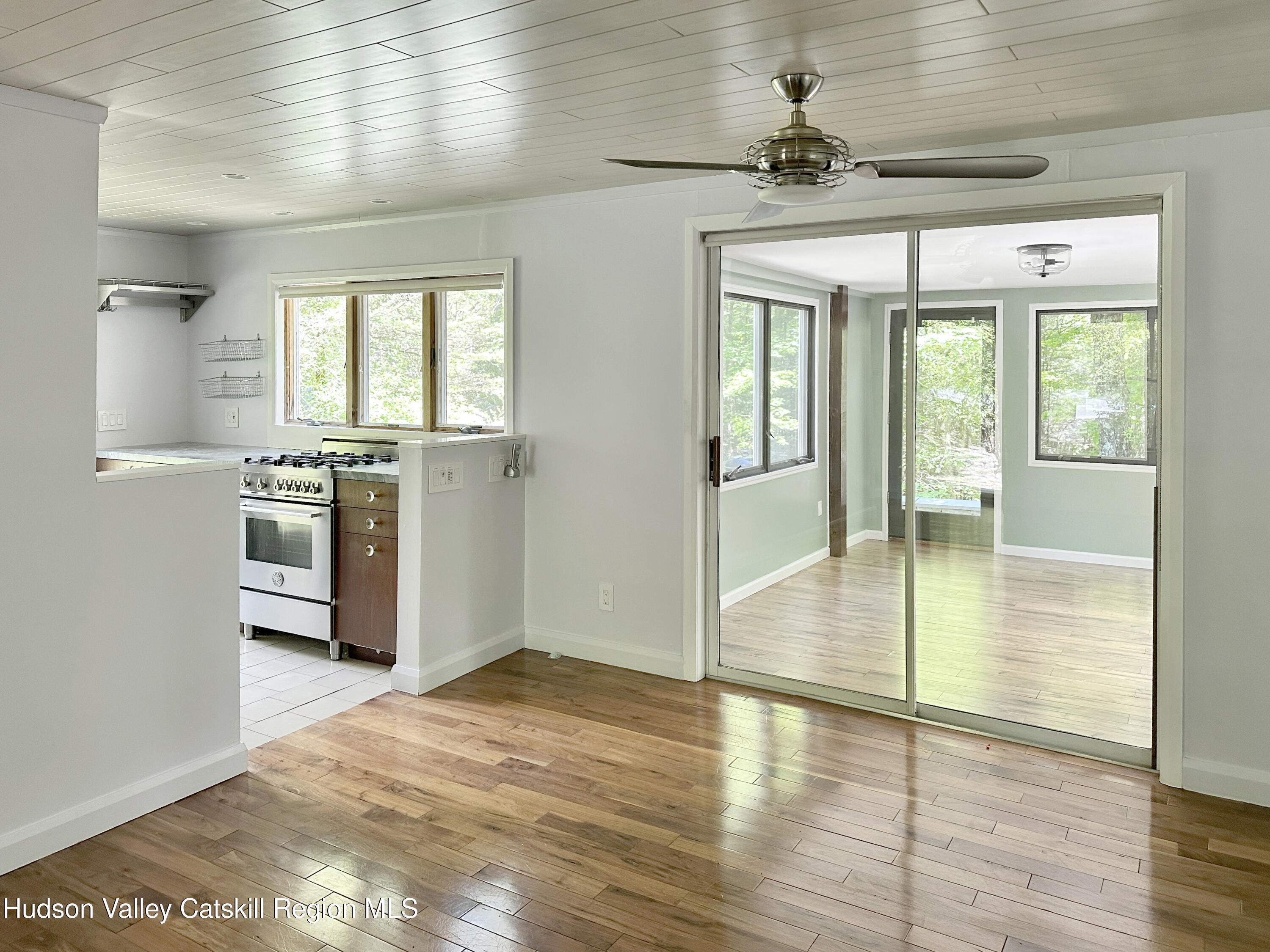 148 Hutchin Hill Road, Bearsville, Texas image 4