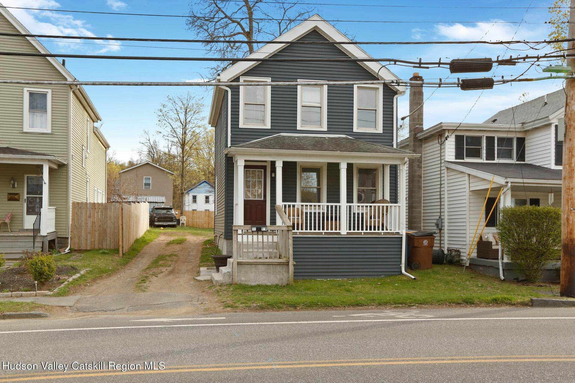 Rental Property at 194 Hurley Avenue, Kingston, New York - Bedrooms: 3 
Bathrooms: 1 
Rooms: 4  - $2,650 MO.