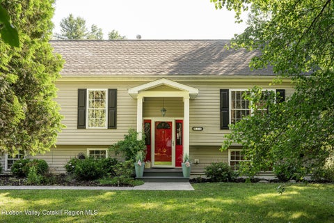 Photo of 26 Thornwood Lane, Accord, NY 12404 (MLS # 20263985)