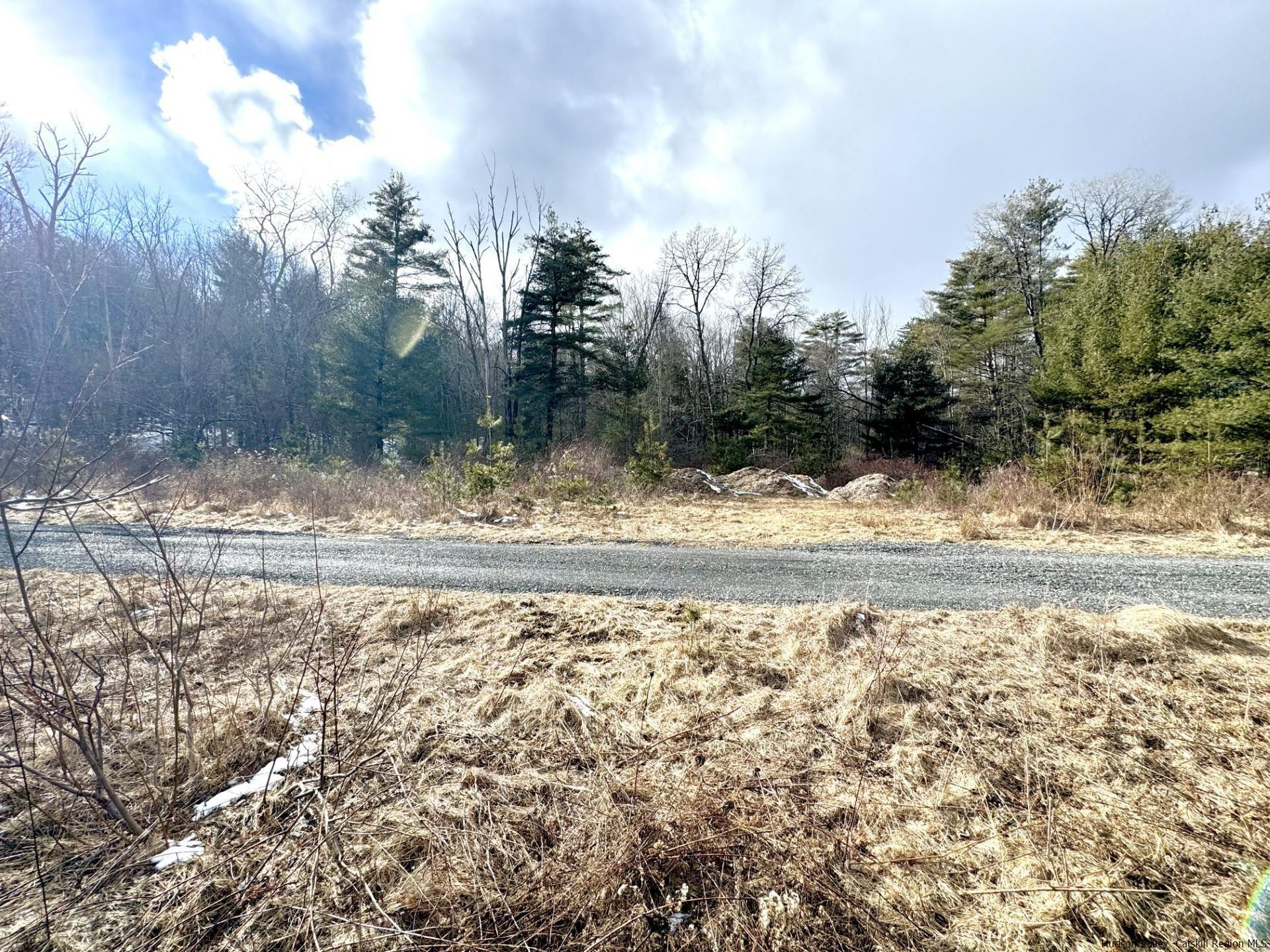 547 Glenford-wittenberg Road, Bearsville, New York image 2