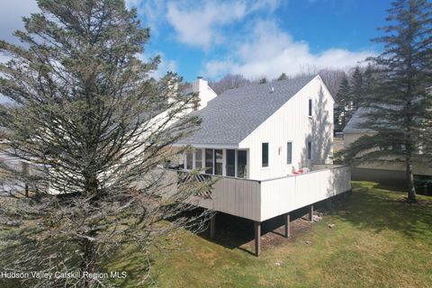 Photo of 90 Pines Drive #4-3, Roxbury, NY 12474 (MLS # 20261109)
