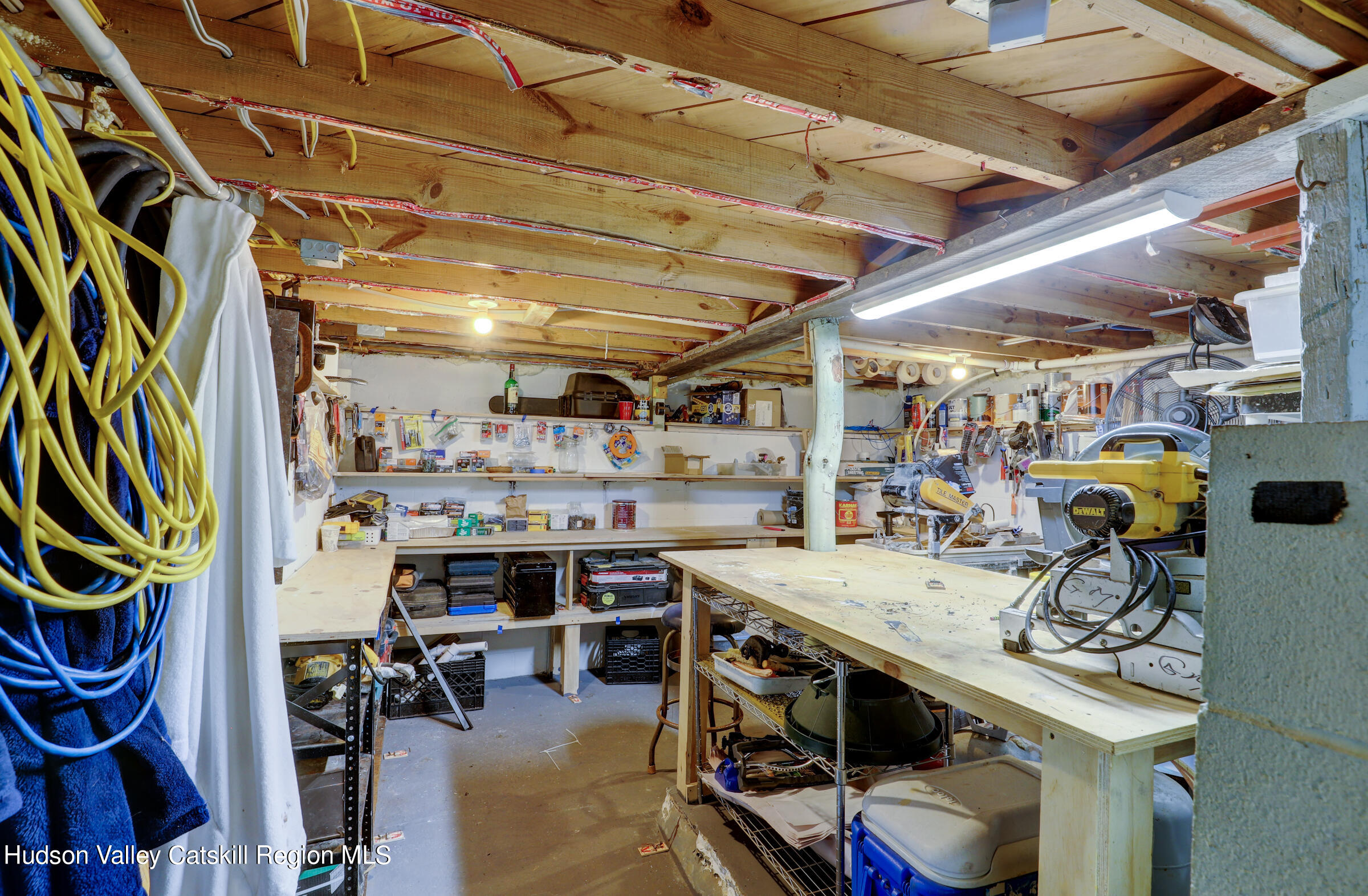 Woodstock, New York 12498, United States, 2 Bedrooms Bedrooms, ,1 BathroomBathrooms,Residential,Pending,38788