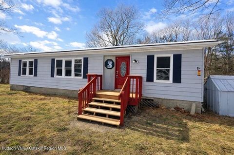 Photo of 51 Stone Jug Road, Craryville, NY 12521 (MLS # 20256149)