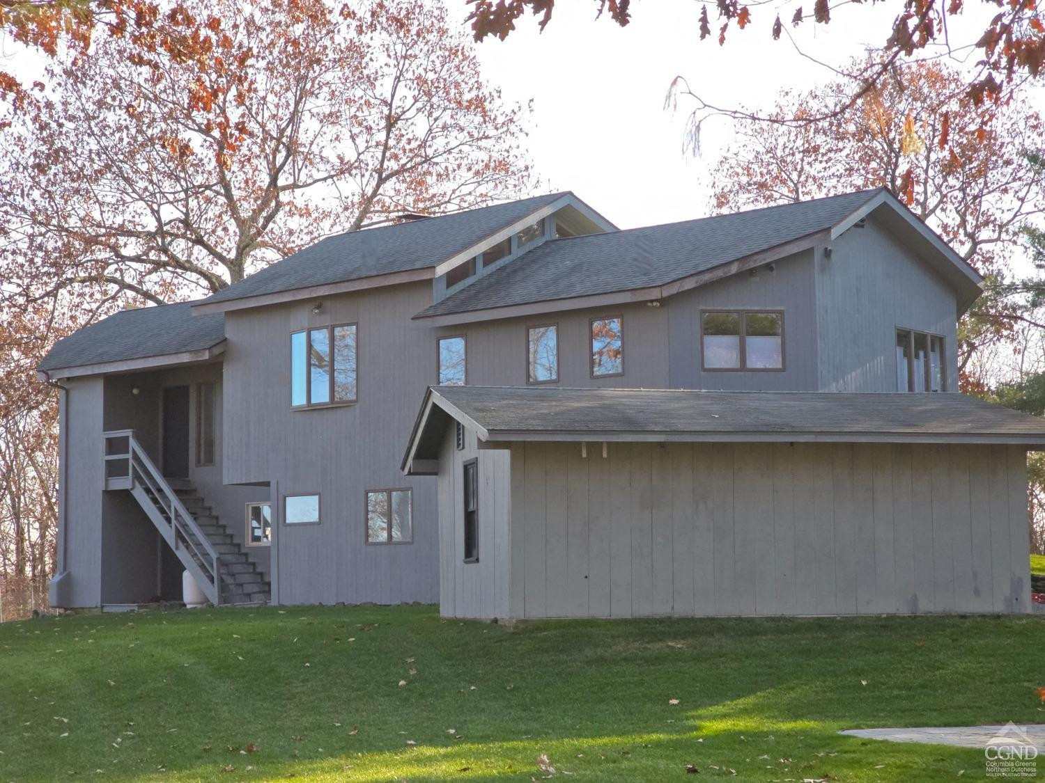 Ghent, New York 12075, United States, 3 Bedrooms Bedrooms, ,3 BathroomsBathrooms,Residential,Pending,189582