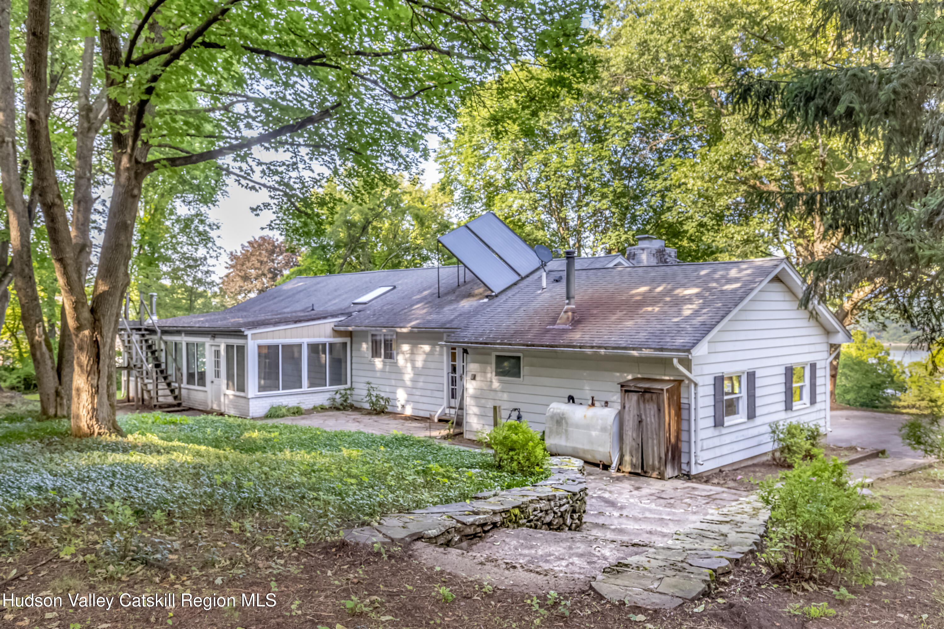 Ulster Park, New York 12487, United States, 3 Bedrooms Bedrooms, ,3 BathroomsBathrooms,Residential,Active,192334