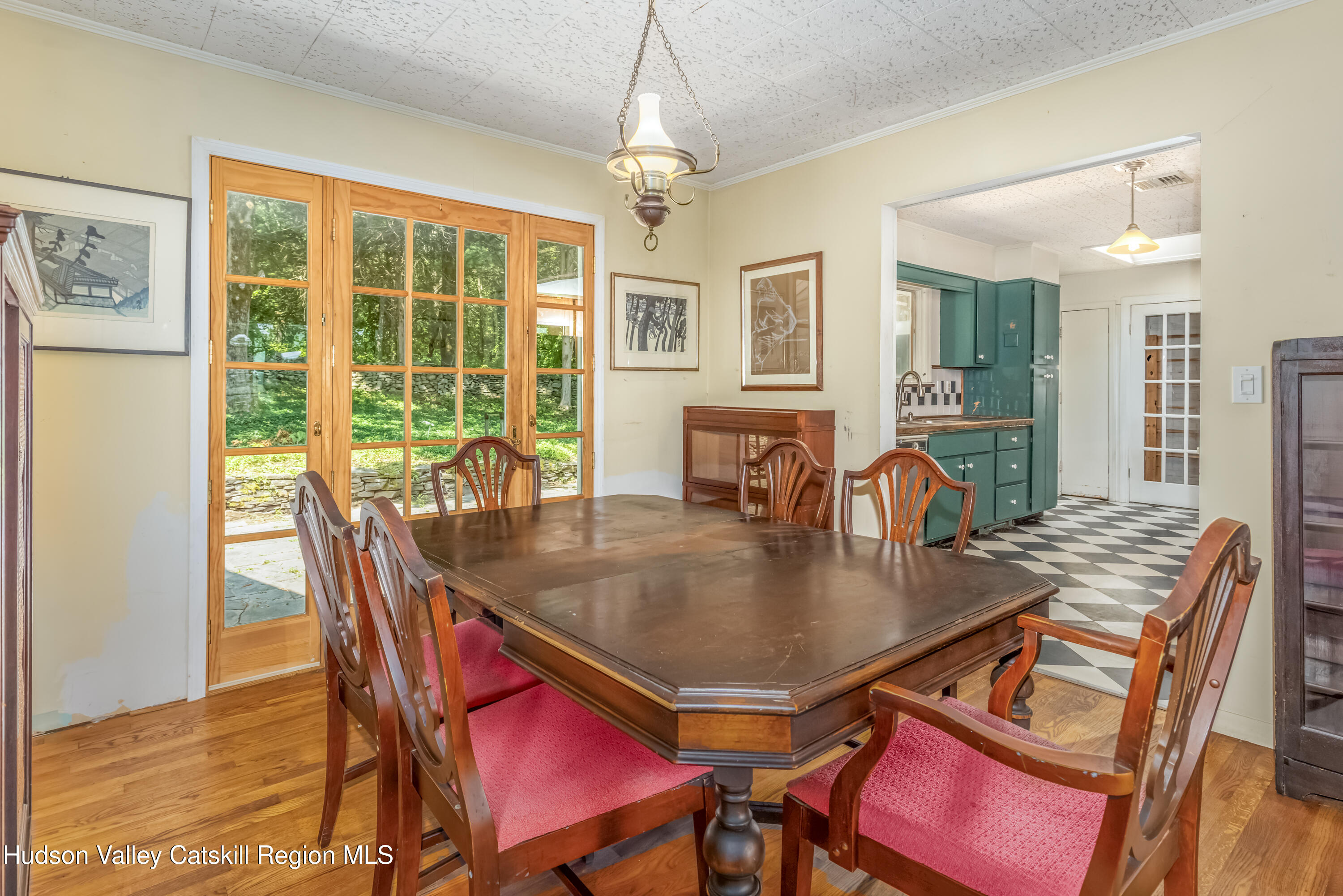 Ulster Park, New York 12487, United States, 3 Bedrooms Bedrooms, ,3 BathroomsBathrooms,Residential,Active,192334