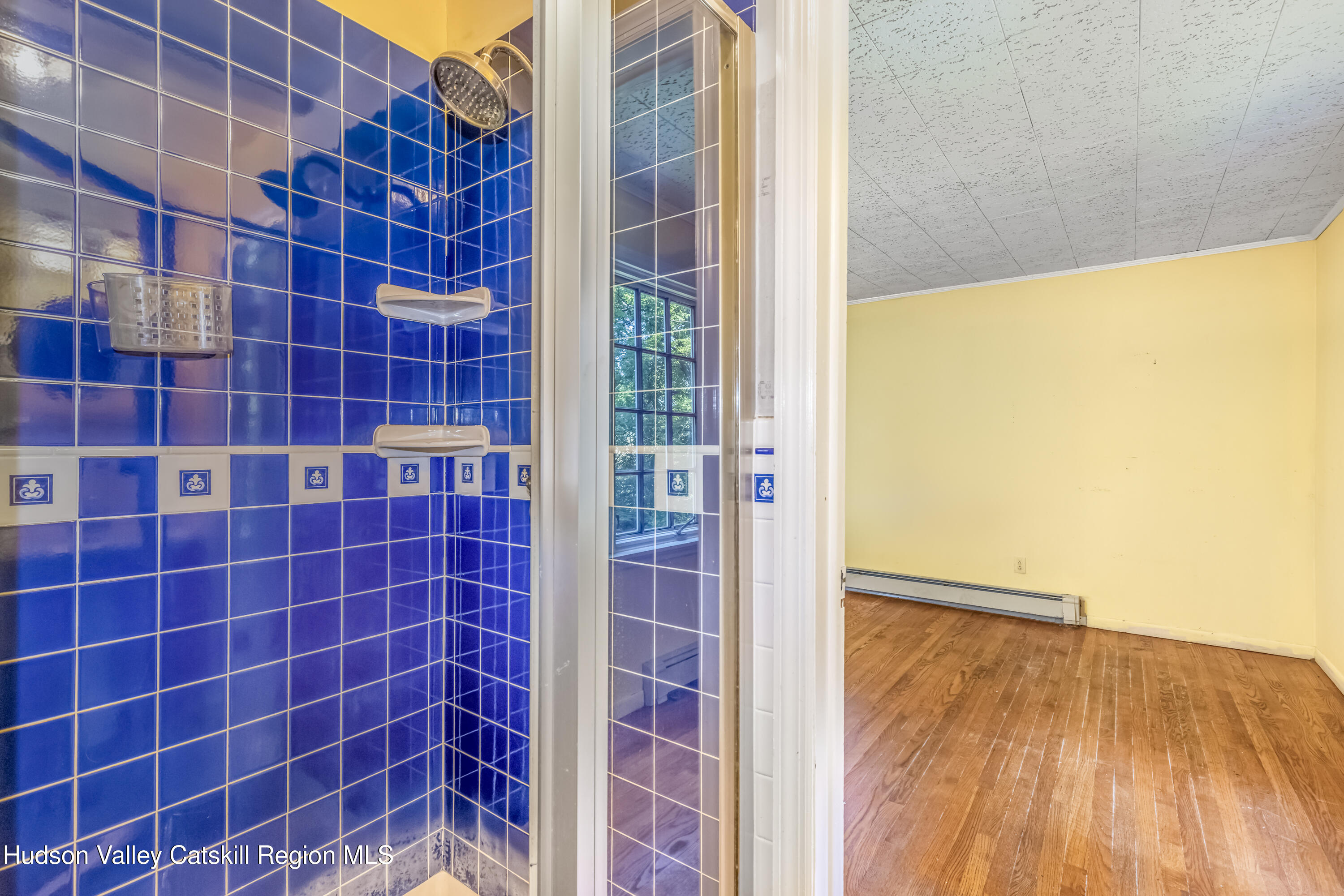 Ulster Park, New York 12487, United States, 3 Bedrooms Bedrooms, ,3 BathroomsBathrooms,Residential,Active,192334